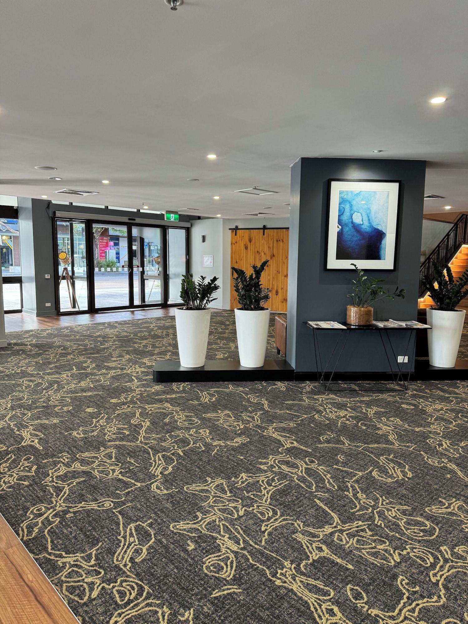 Vista Lobby Hotel Grand Chancellor Townsville