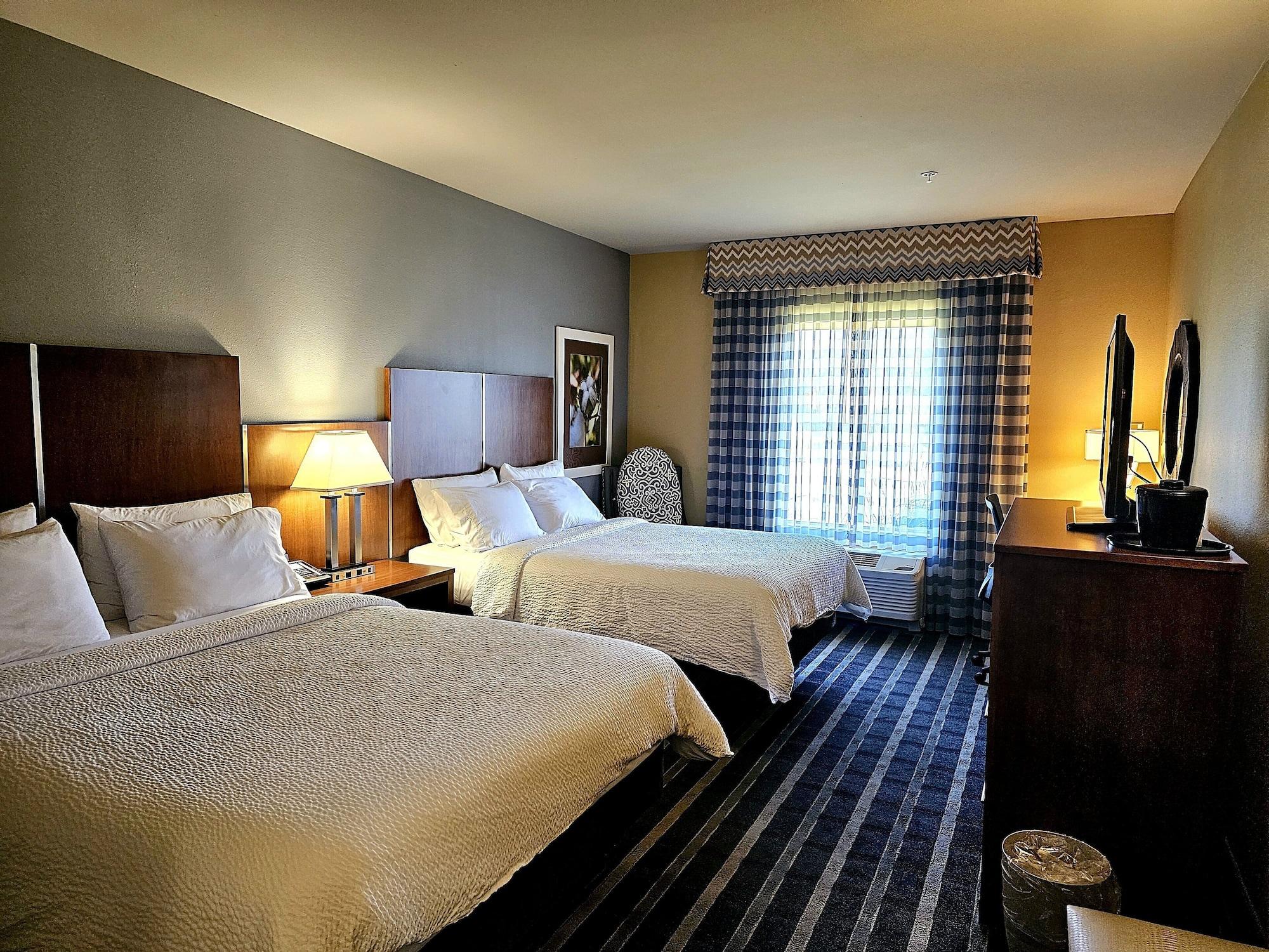 Habitación Holiday Inn Express & Suites Perry-National Fairground Area #34 by IHG