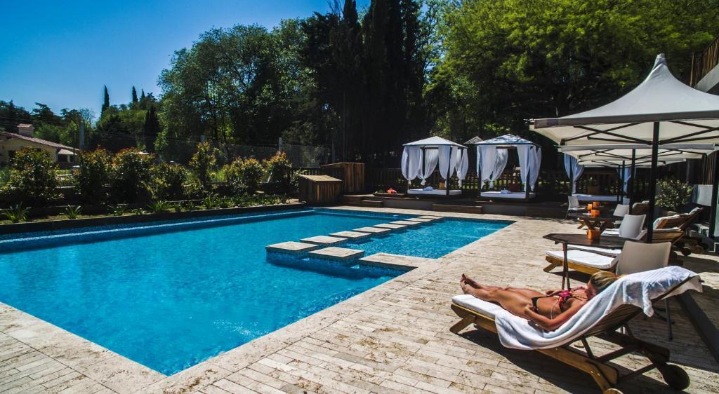 Vista Piscina Blackstone Apart Boutique Hotel