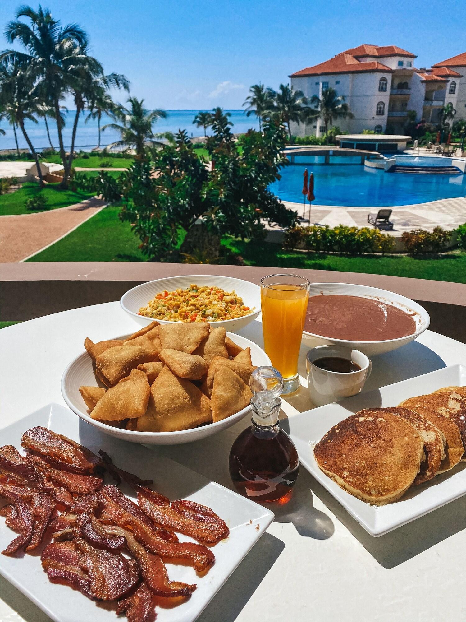 Restaurant Grand Caribe Belize