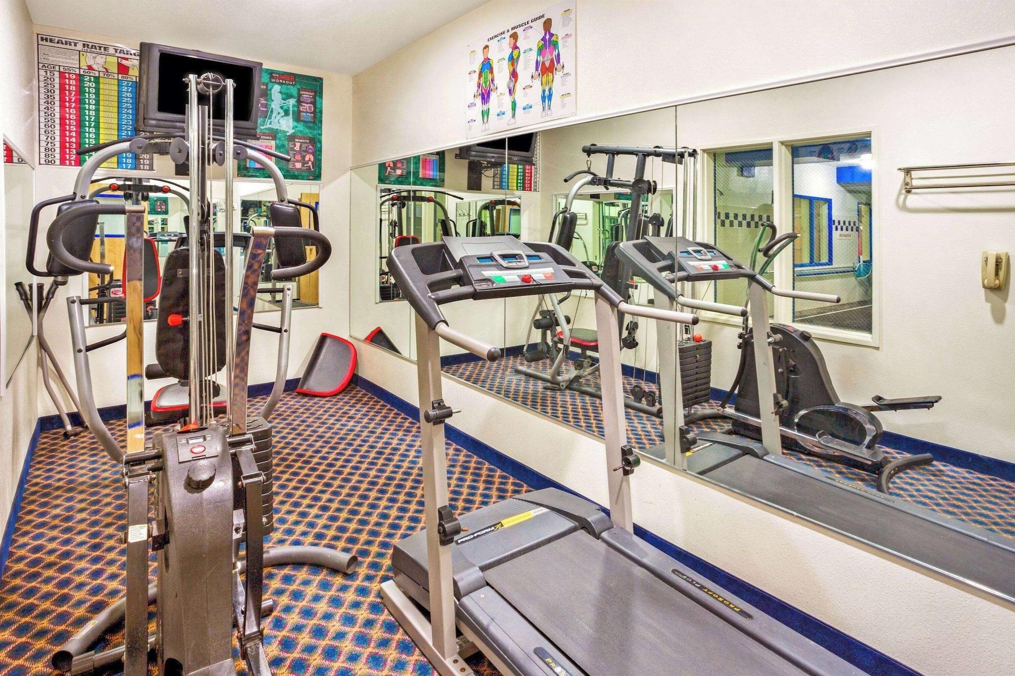 Gimnasio Days Inn & Suites by Wyndham Gresham