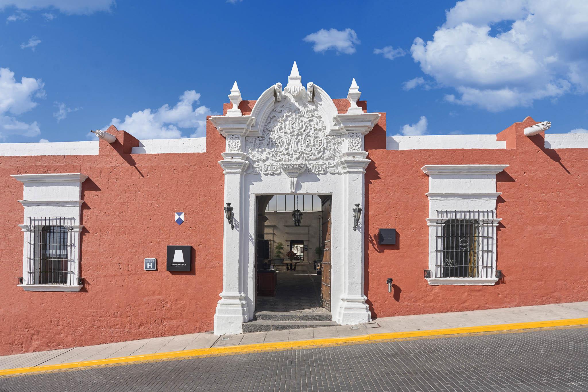 Vista Exterior Casa Andina Premium Arequipa