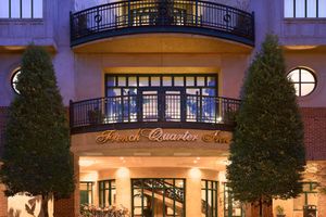 Alojamiento - French Quarter Inn