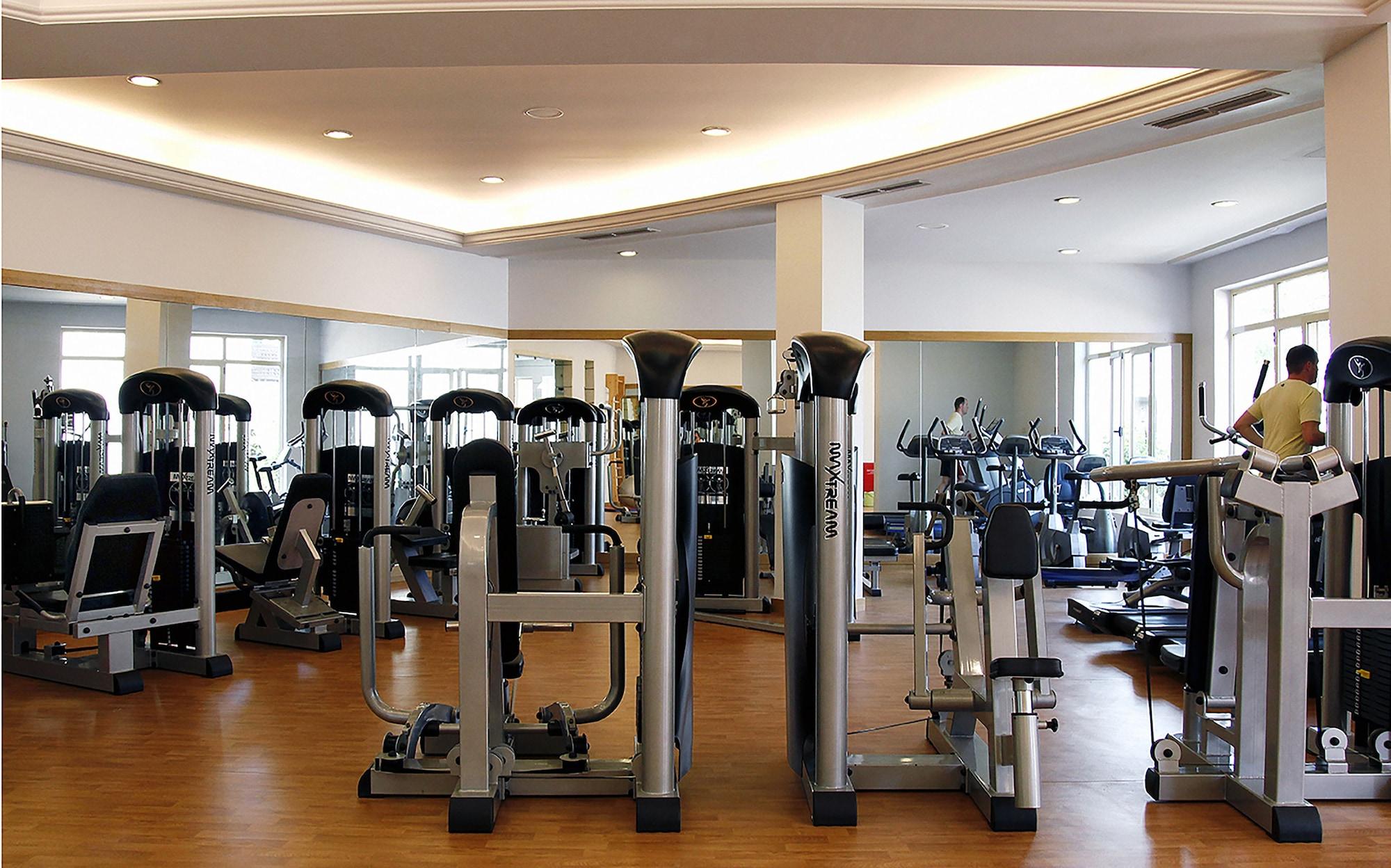 Gimnasio Pilot Beach Resort