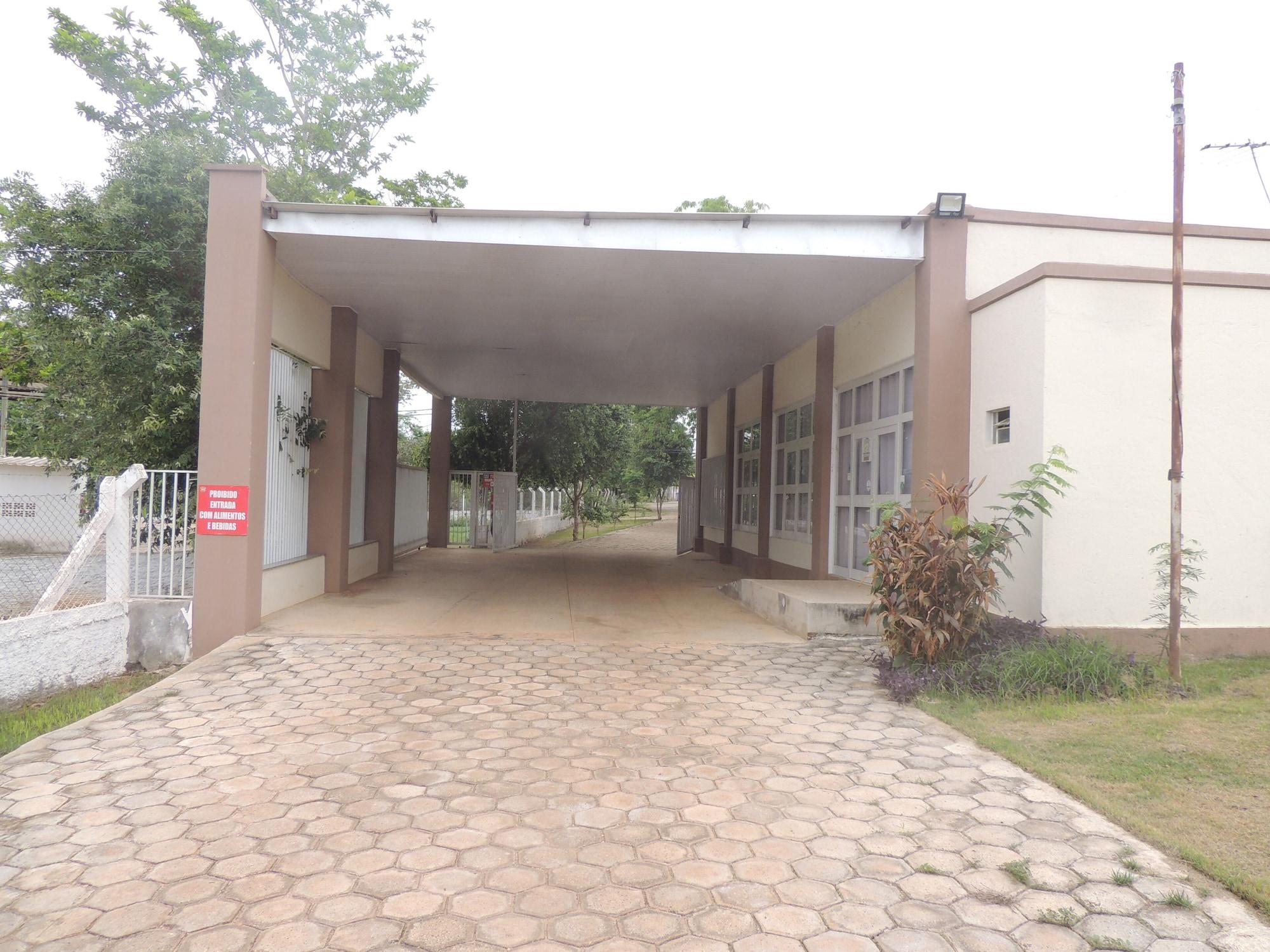 Vista Exterior Hotel e Restaurante Tocantins Aventura