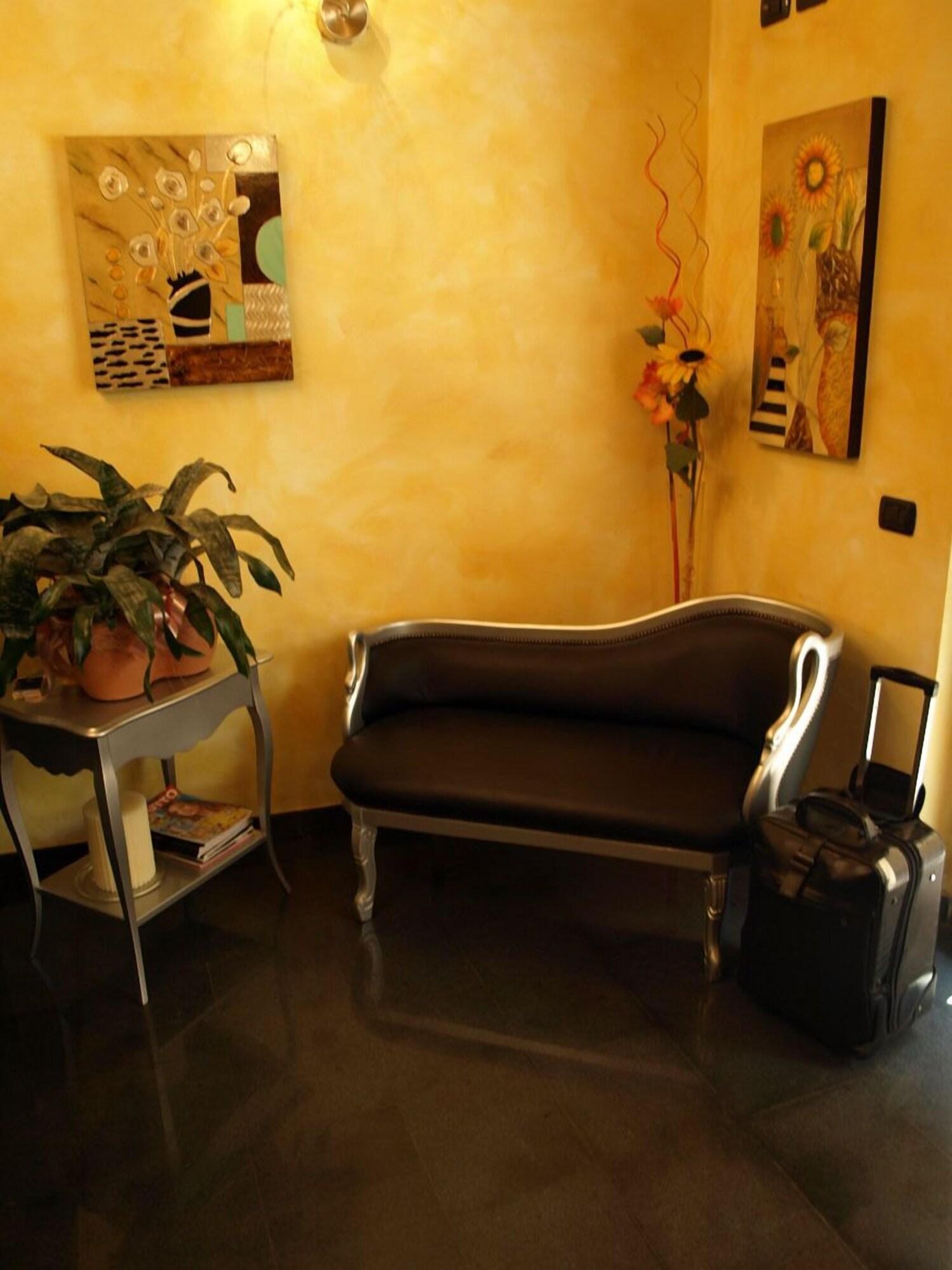 Vista Lobby Hotel Karol