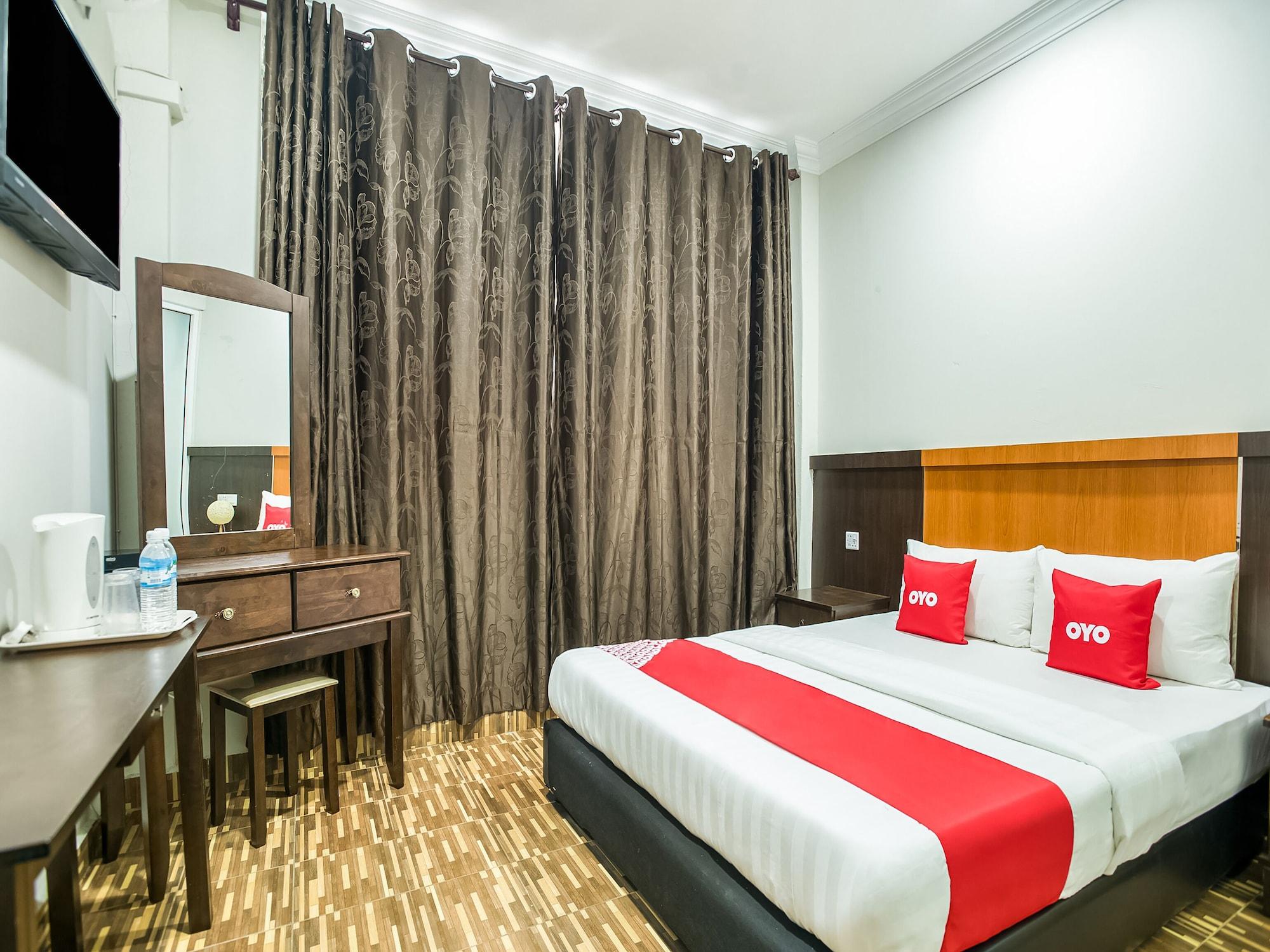 Varios OYO 89712 Grand Inn