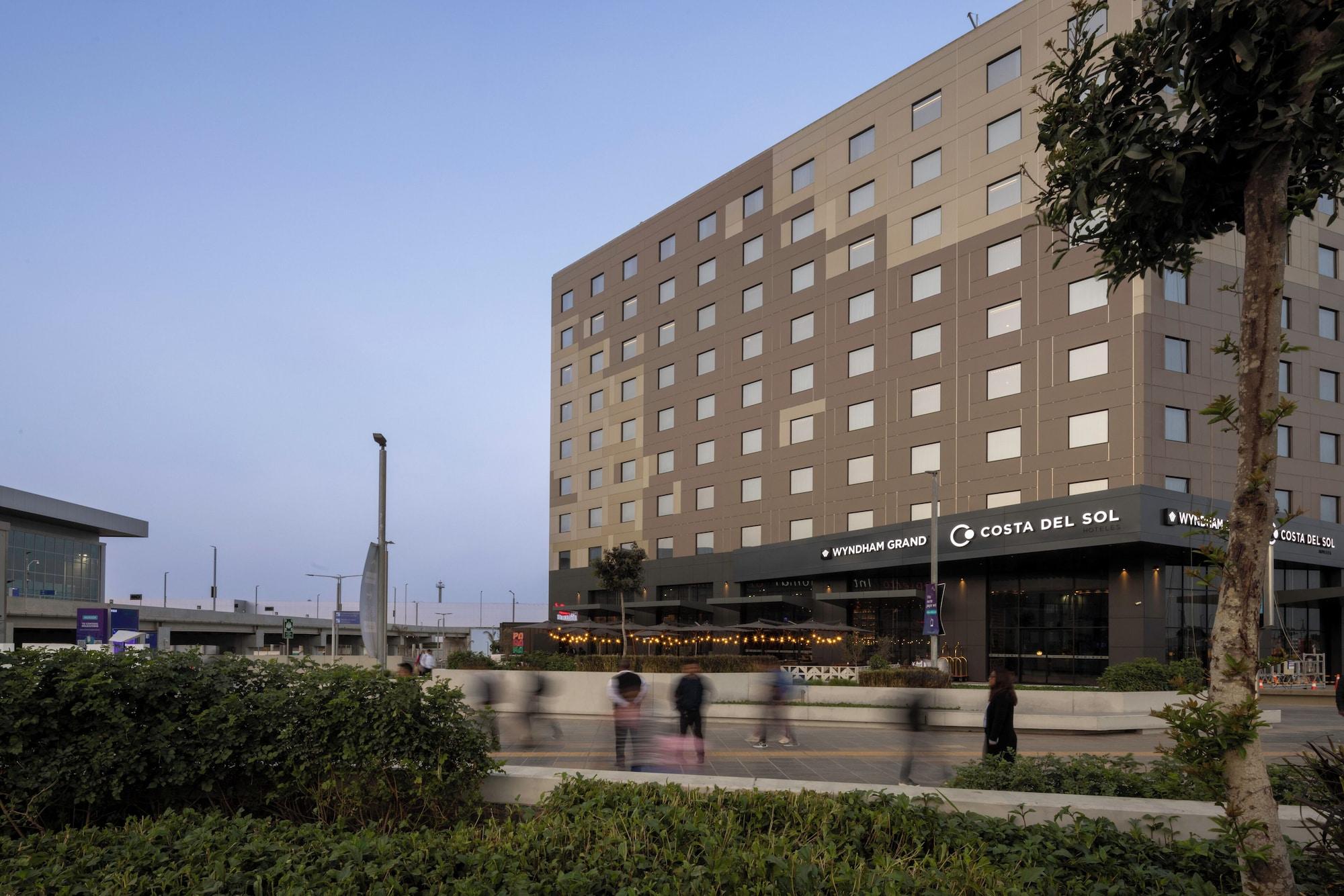 Vista Exterior Wyndham Grand Costa Del Sol Lima Airport
