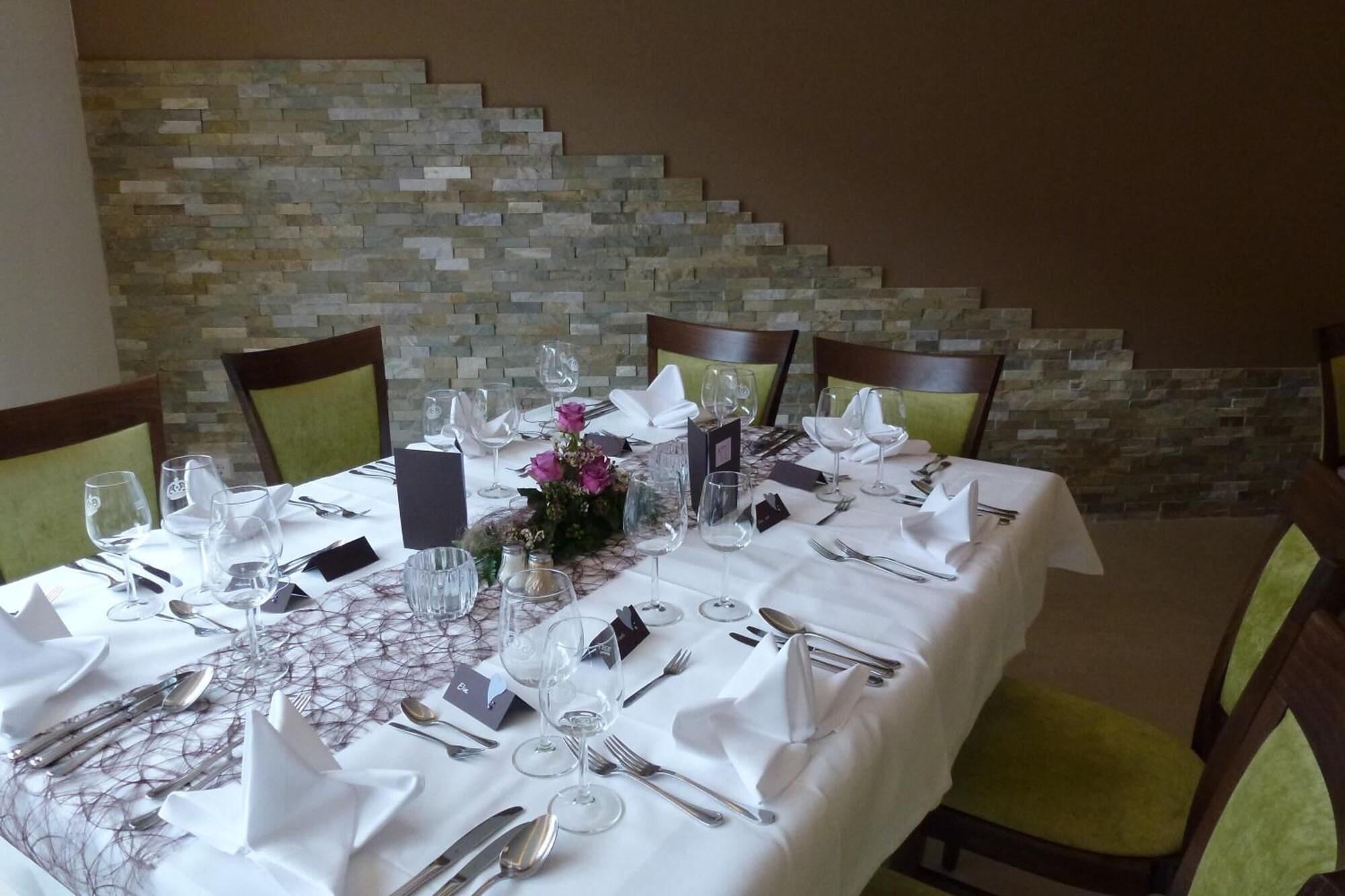 Salón de Baile Die Krone am Fluss - Landhotel Sindringen