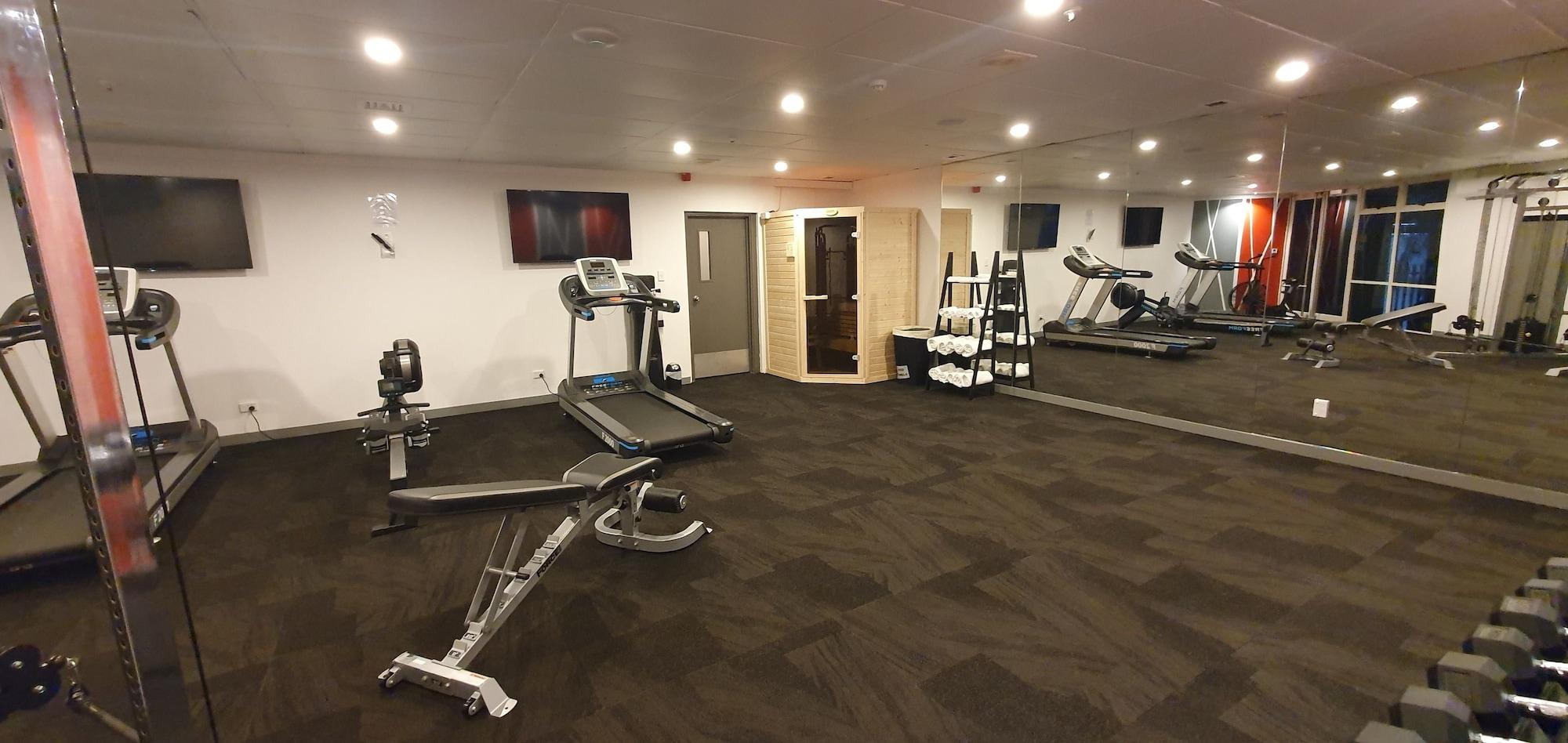 Gimnasio Ascotia off Queen