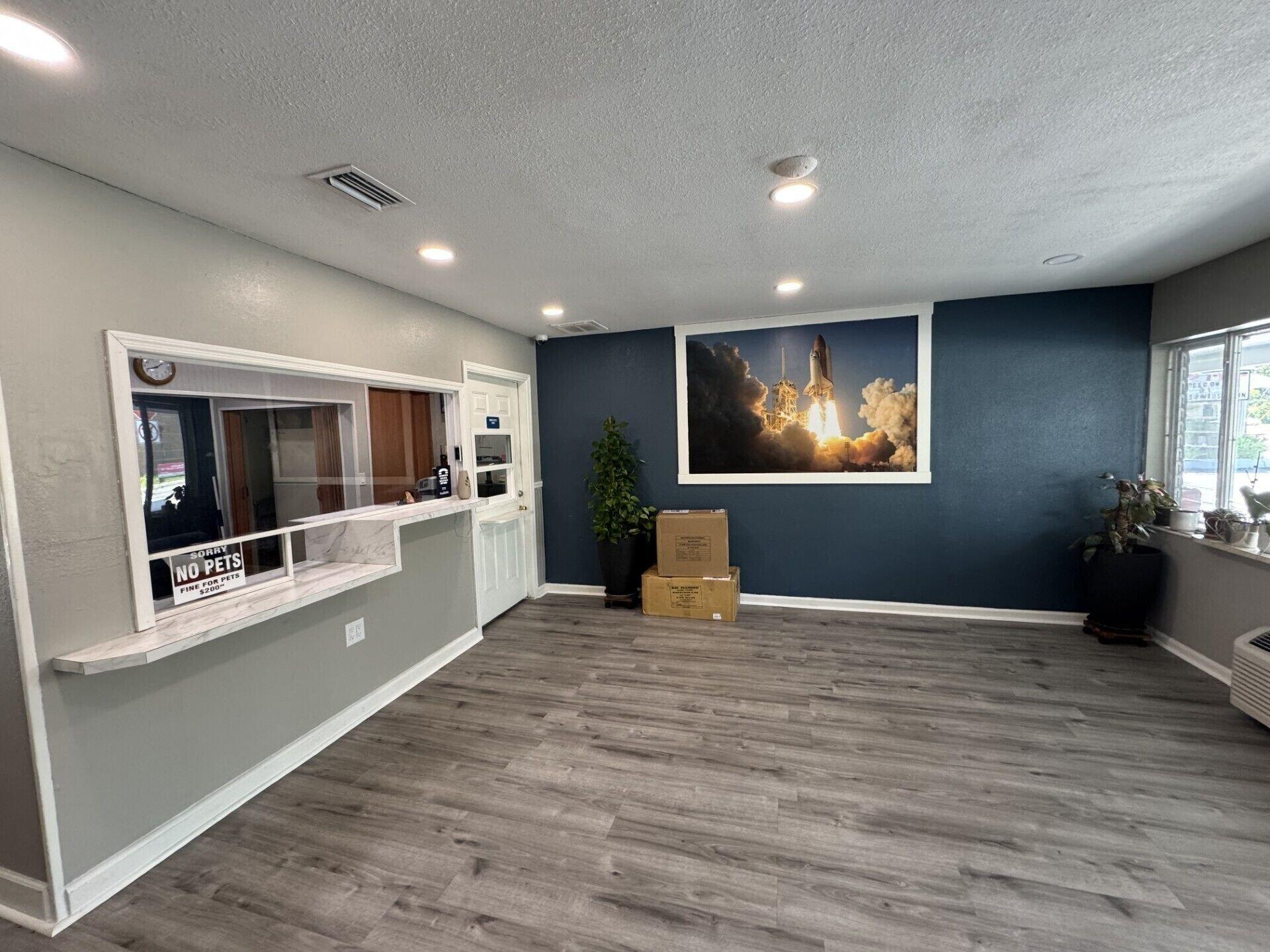 Vista Lobby Sunrise Inn by OYO Titusville FL