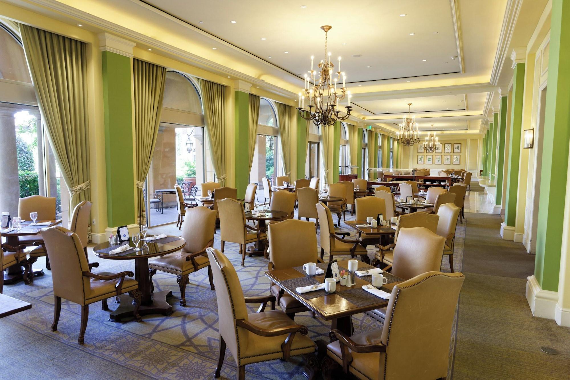 Restaurant Hilton Lake Las Vegas Resort and Spa