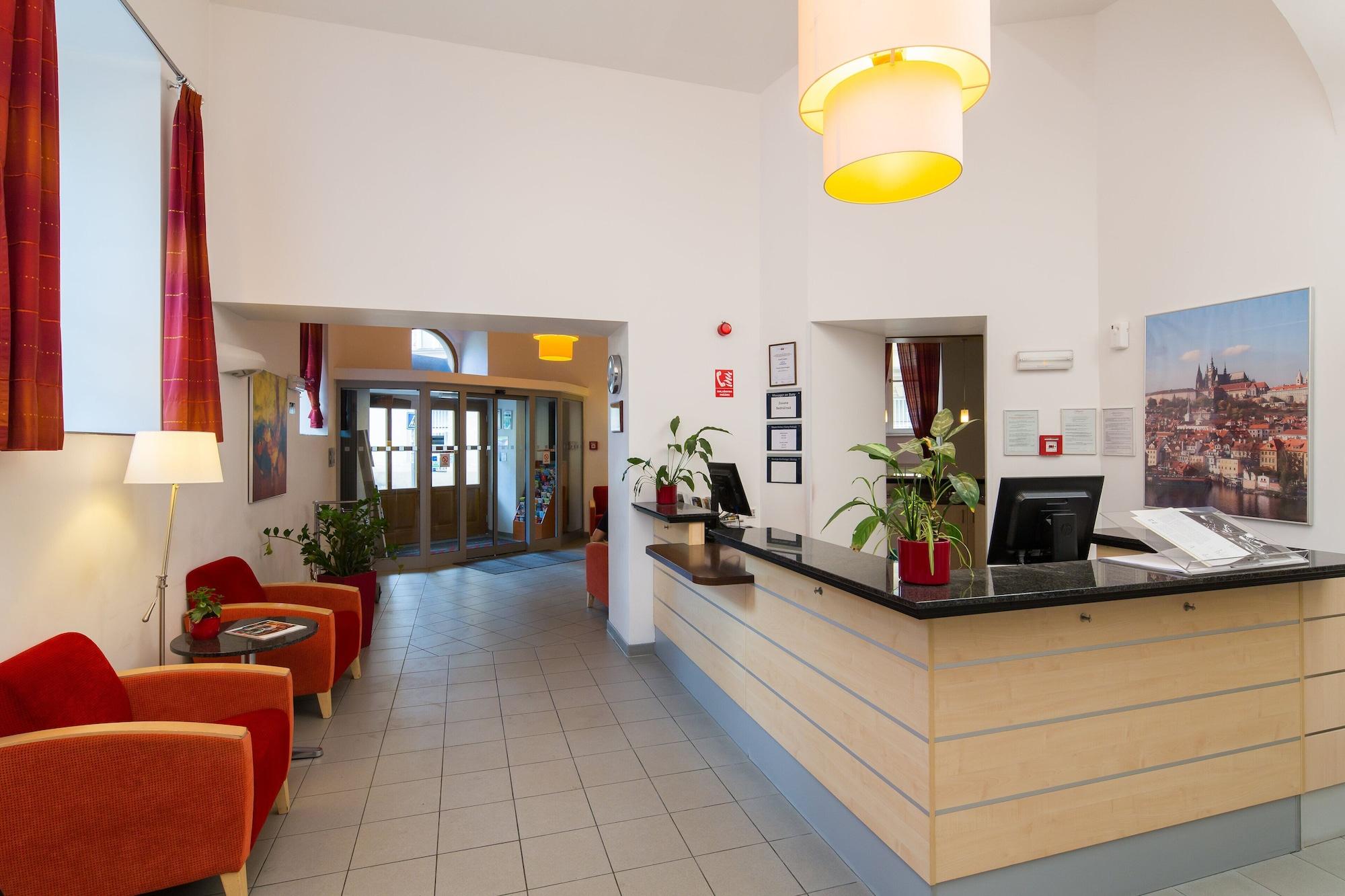 Vista Lobby Hotel Exe City Park