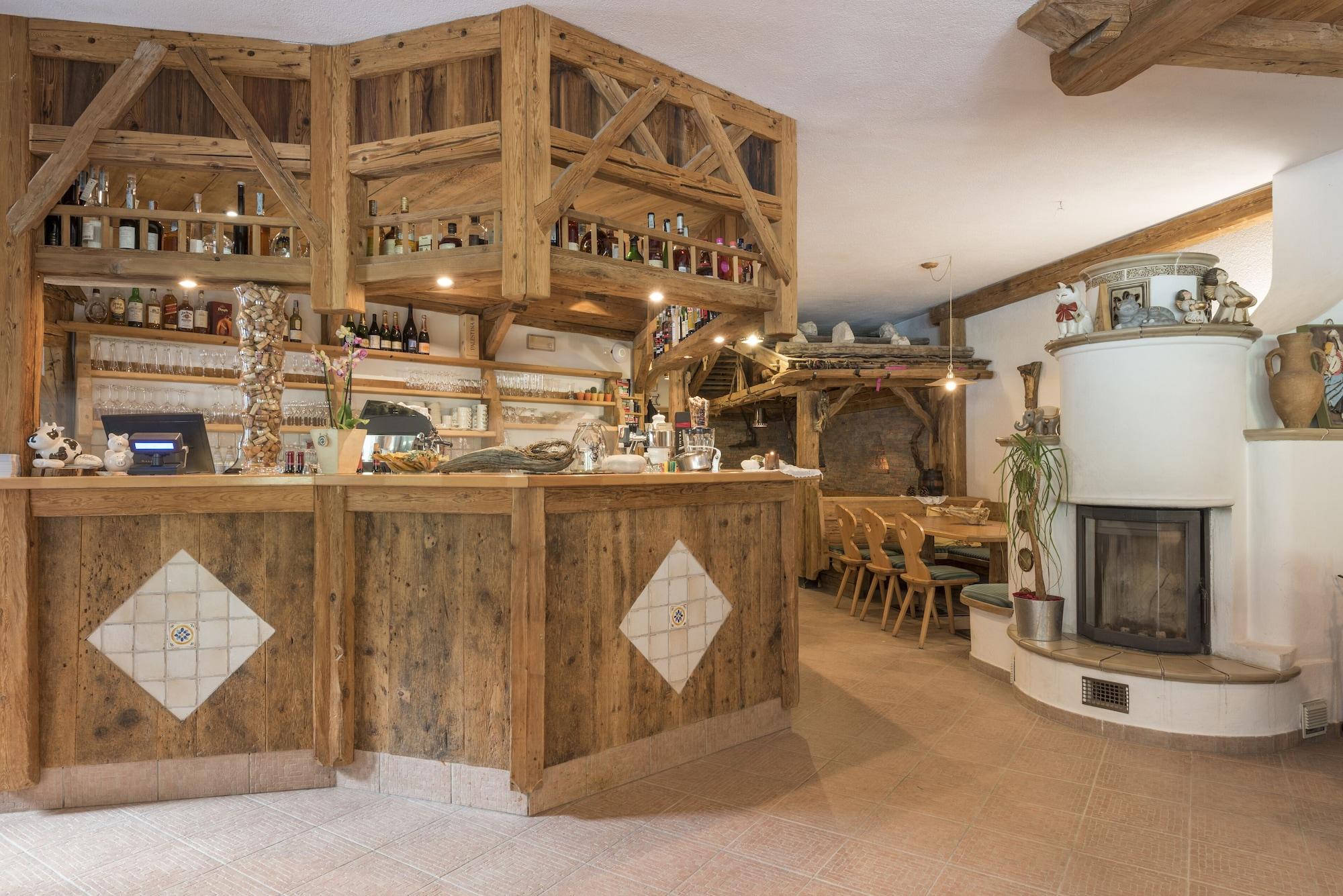 Bar/Salón Rechenmachers Rosengarten