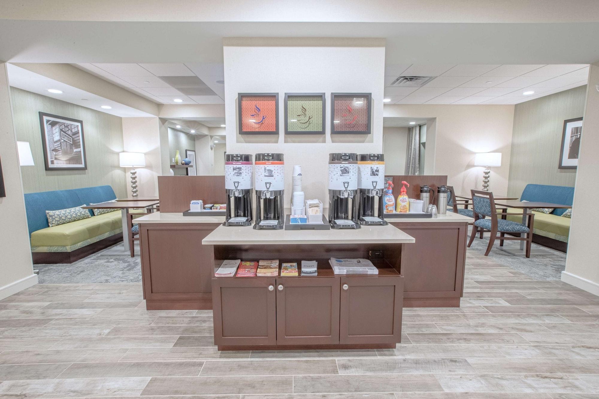 Restaurant Hampton Inn by Hilton Amesbury