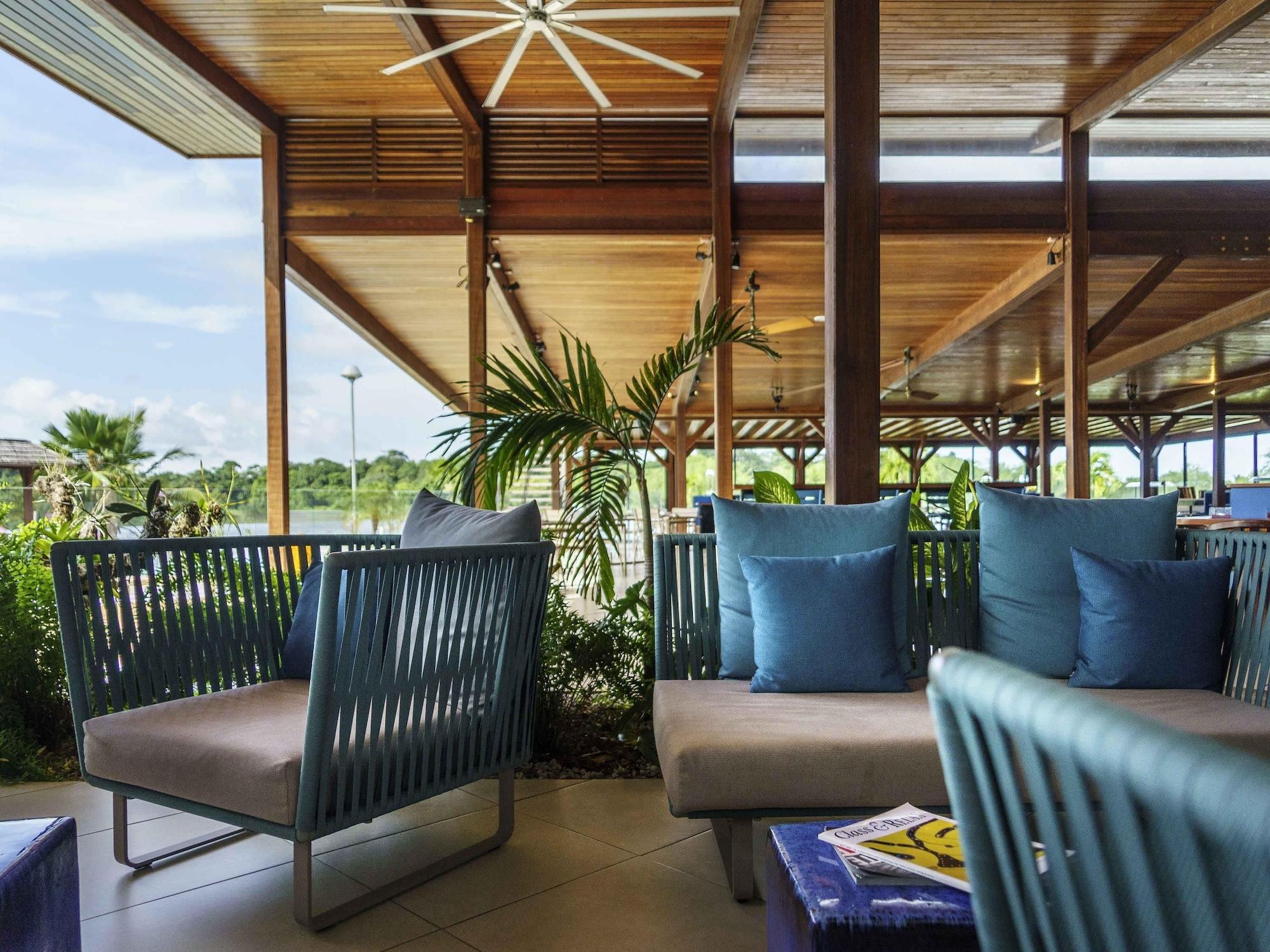 Bar/Salón Hotel Mercure Kourou Ariatel