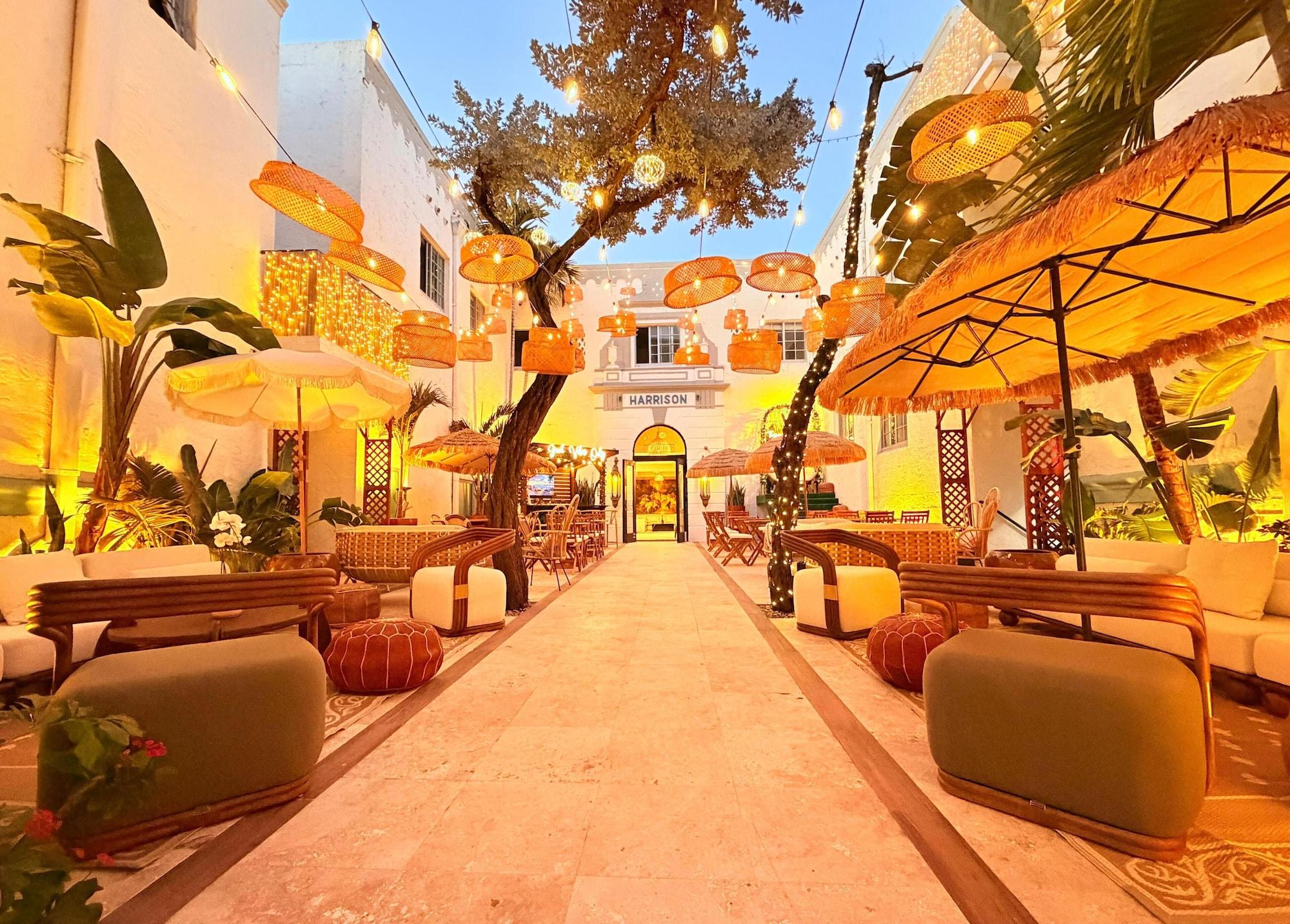 Varios Hotel Harrison By Renzi On The Beach