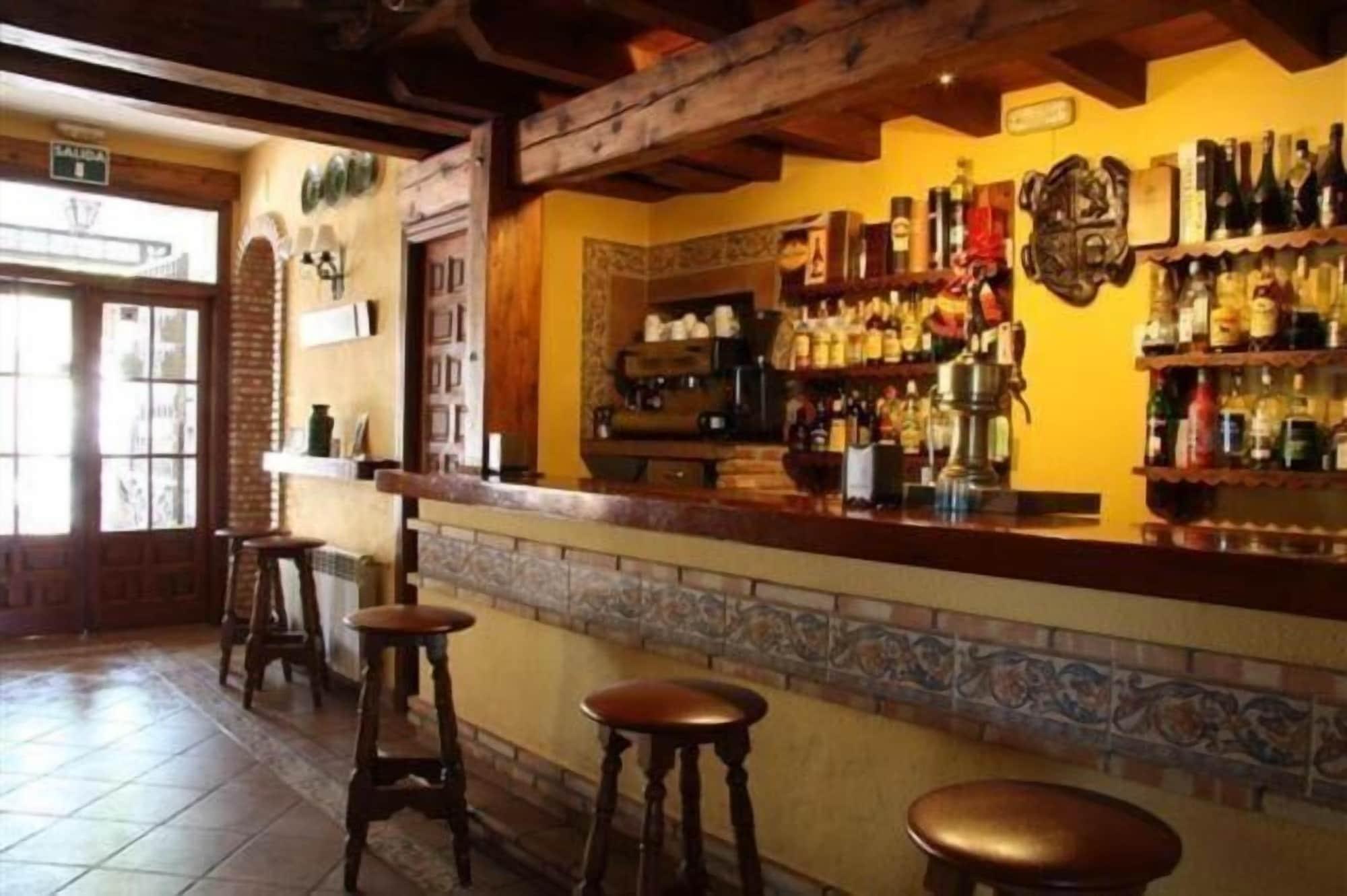 Bar/Salón Hotel La Finca Mercedes