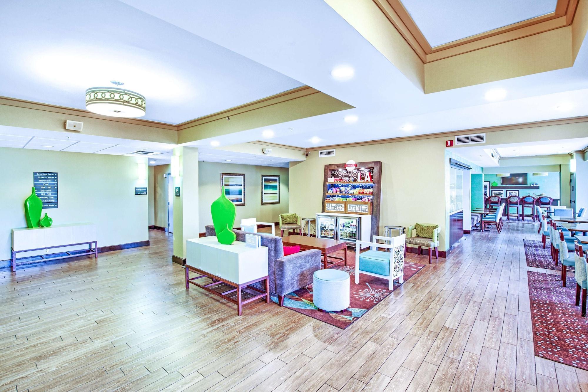 Vista Lobby Hampton Inn Slidell