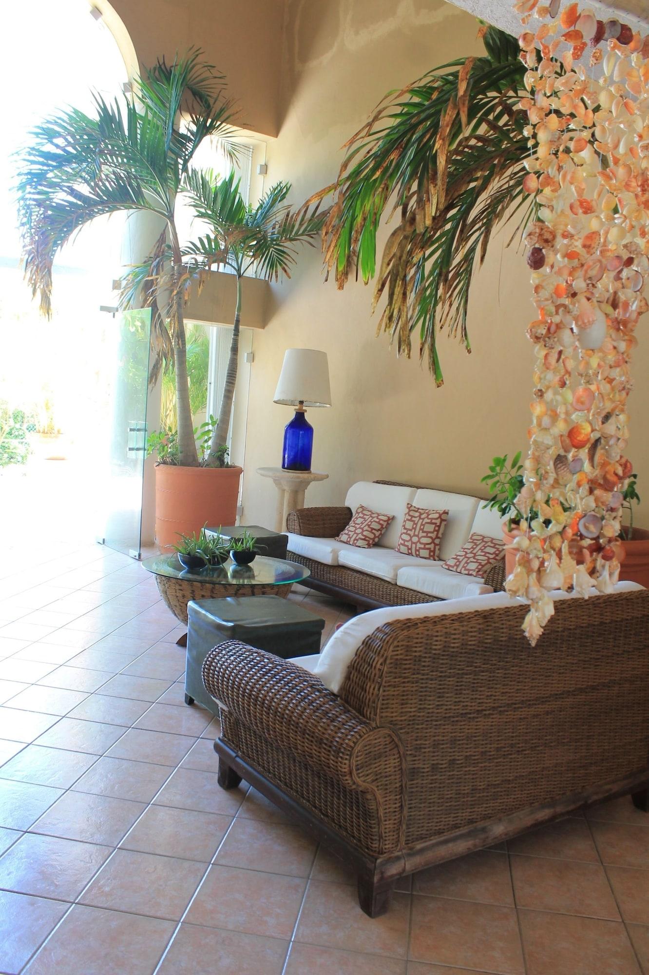 Vista Lobby Hotel Playa la Media Luna, Isla Mujeres