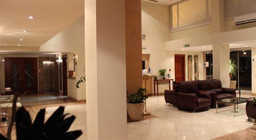 Europa Plaza Hotel by null