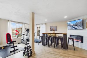 Alquiler Vacacional - Sleeps 9, Riverview Get-A-Way with Hot Tub! 537 Broad Street Riverview Retreat