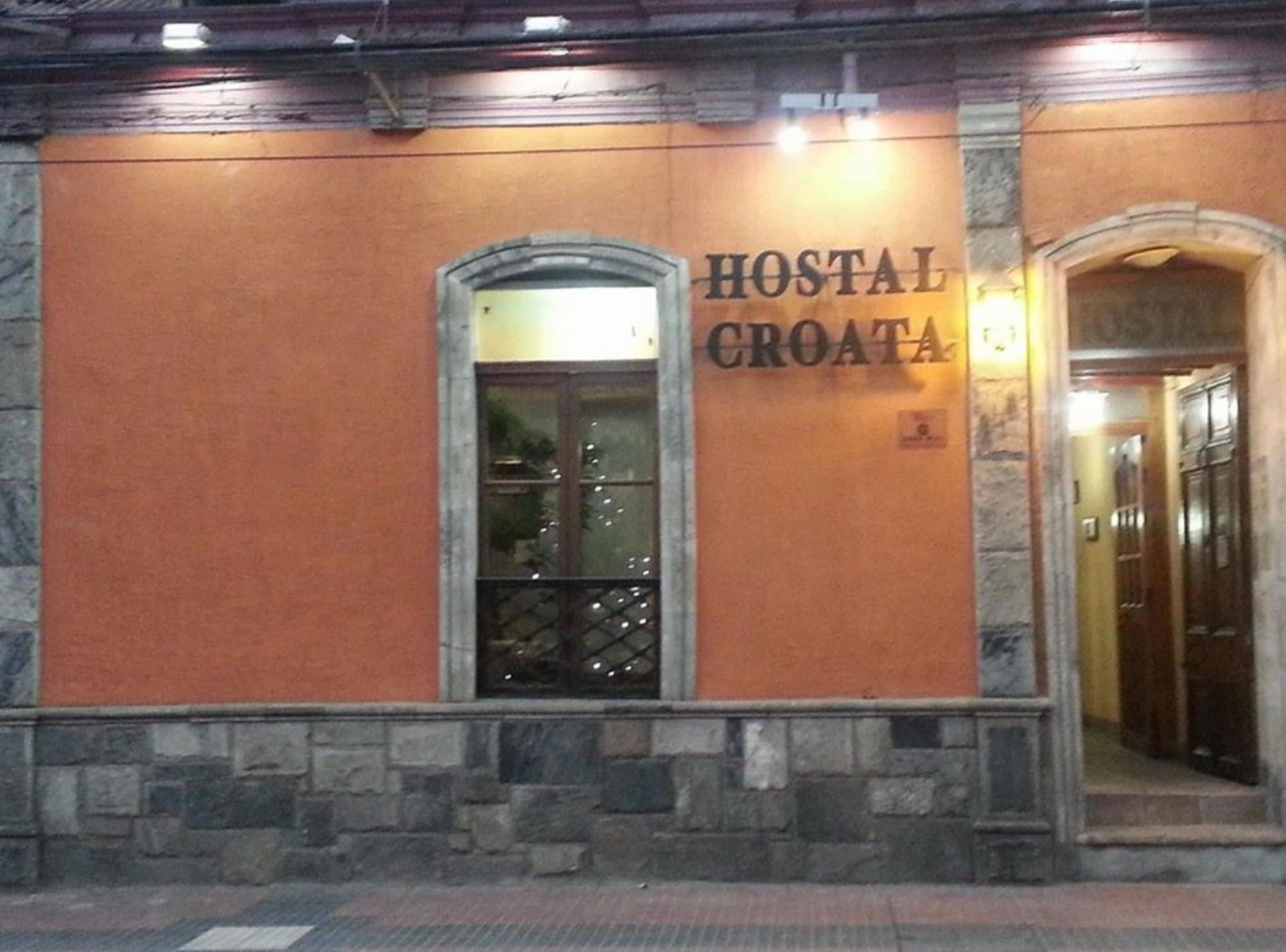 Vista Exterior Hostal Croata