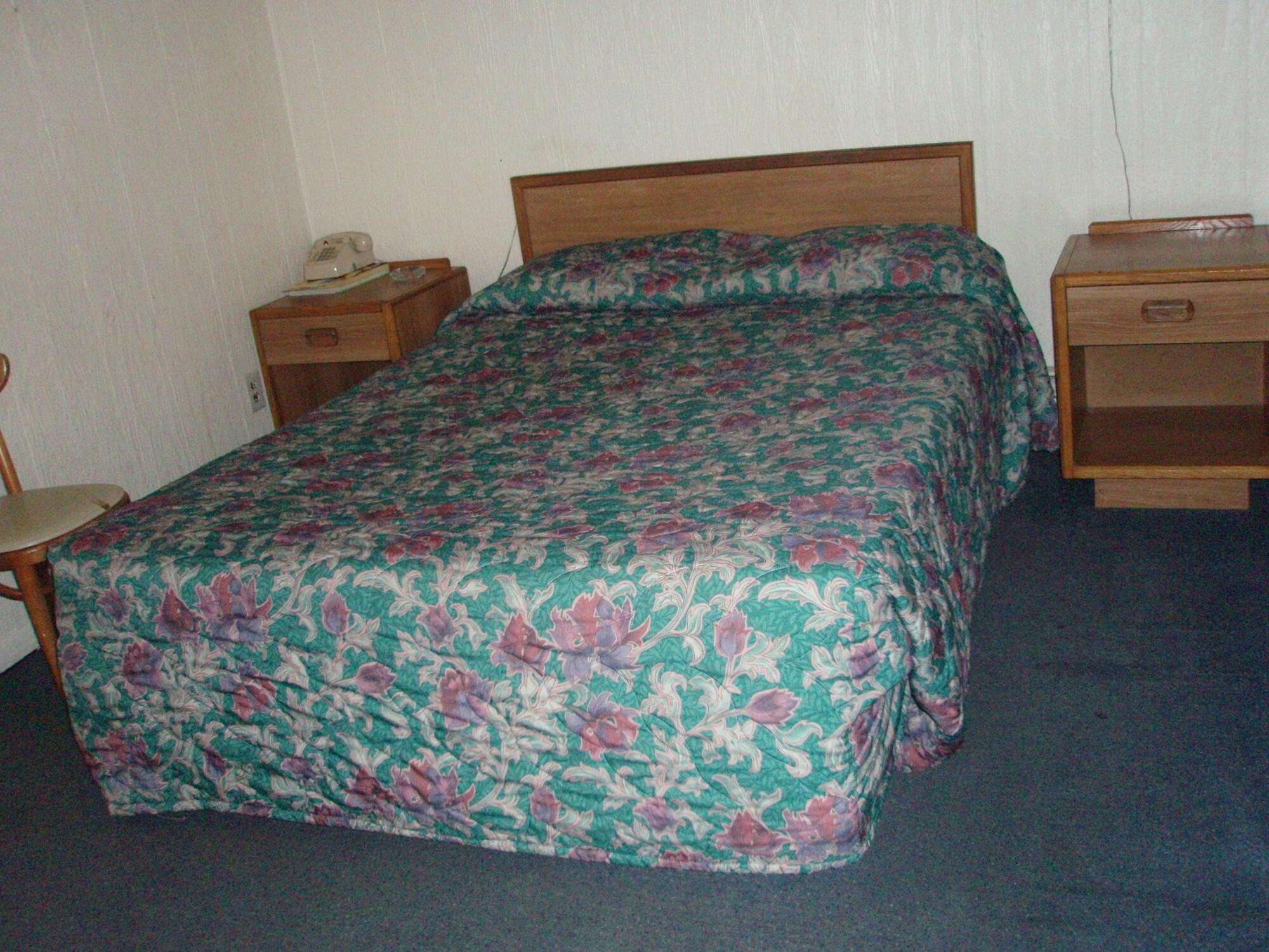 Varios Rosemount Motel