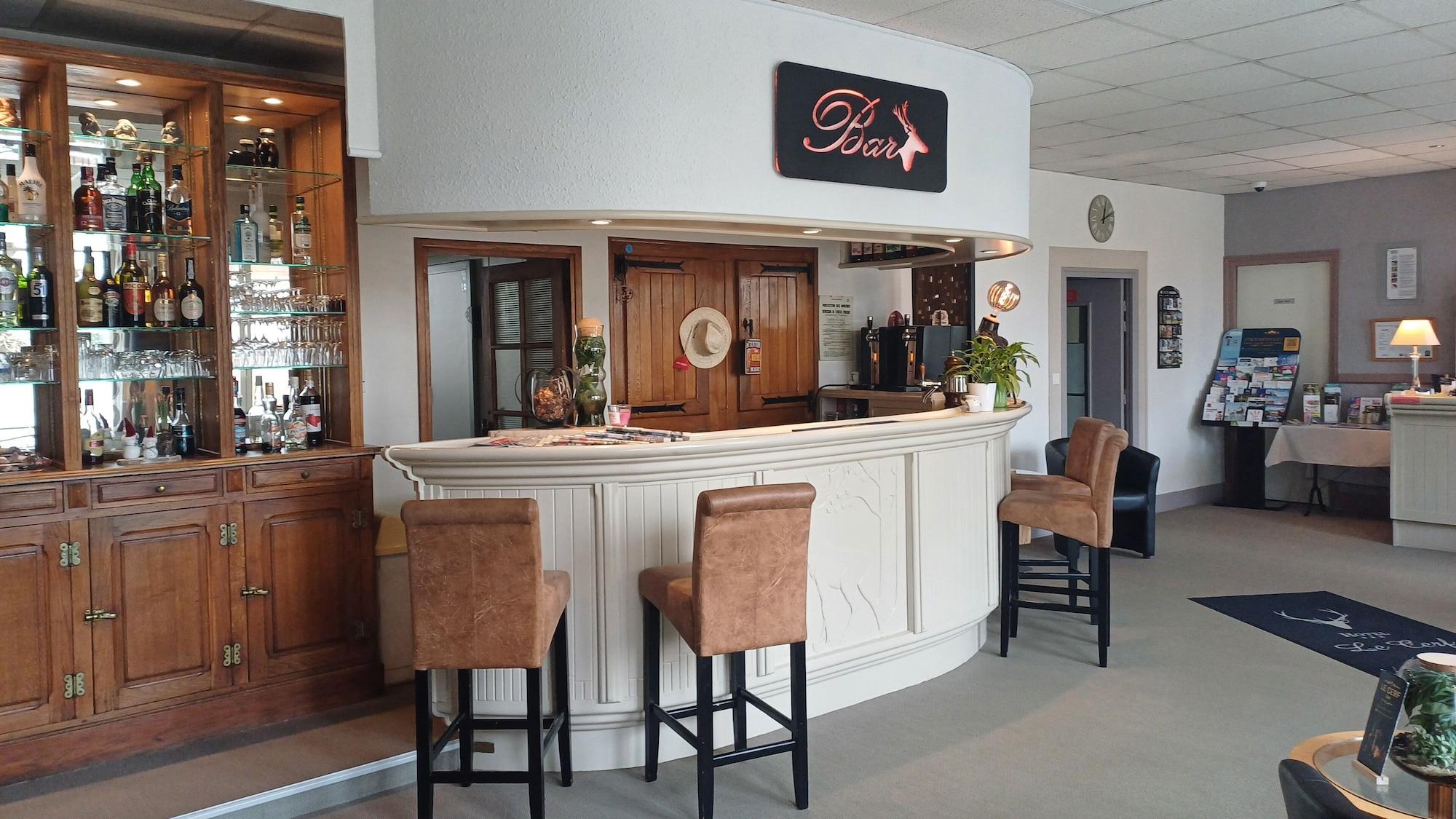 Bar/Salón Hôtel Le Cerf