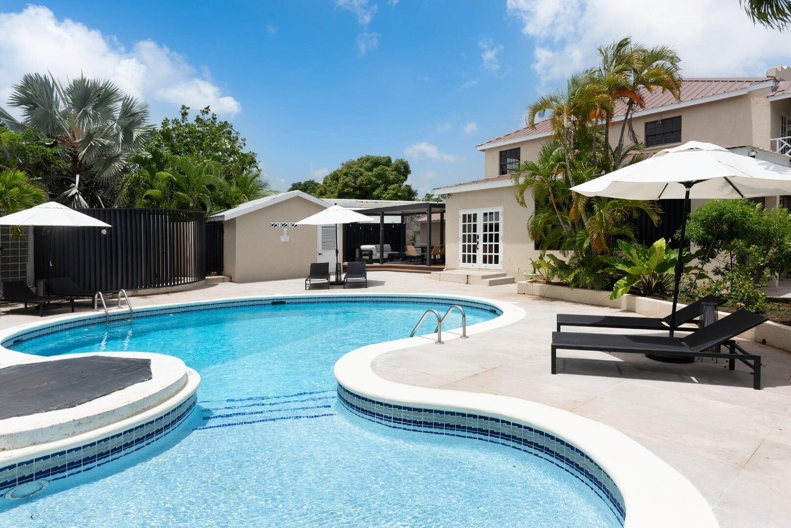 Varios Luxe Retreat With Private Pool - The June 4 Bedroom Villa