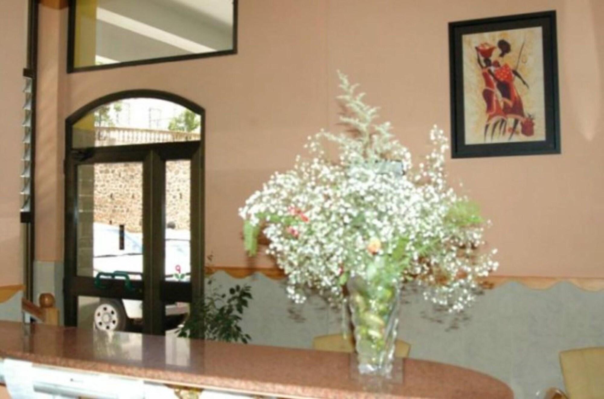 Vista Lobby Crystal Hotel Asmara