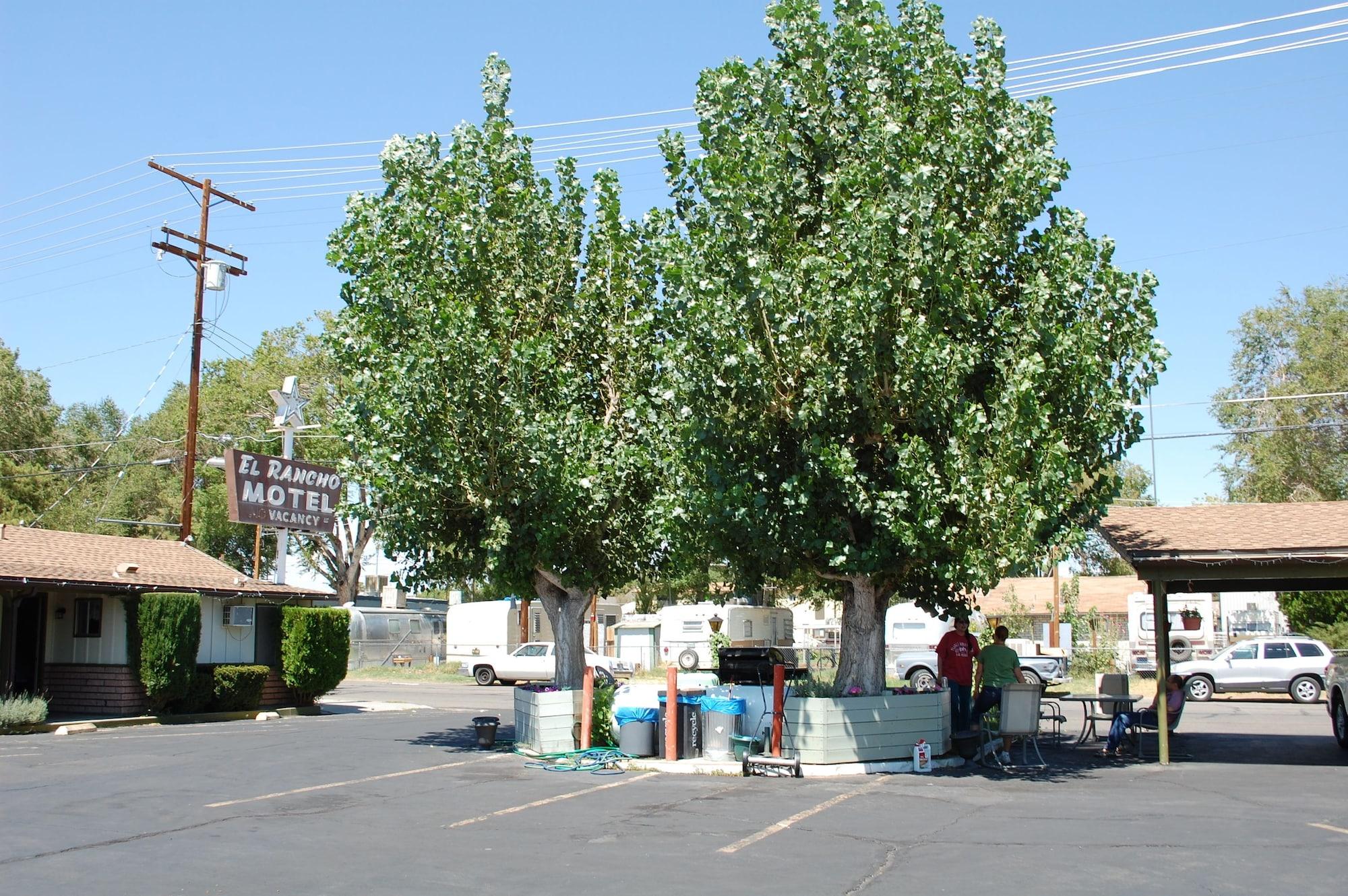 Vista Exterior El Rancho Motel