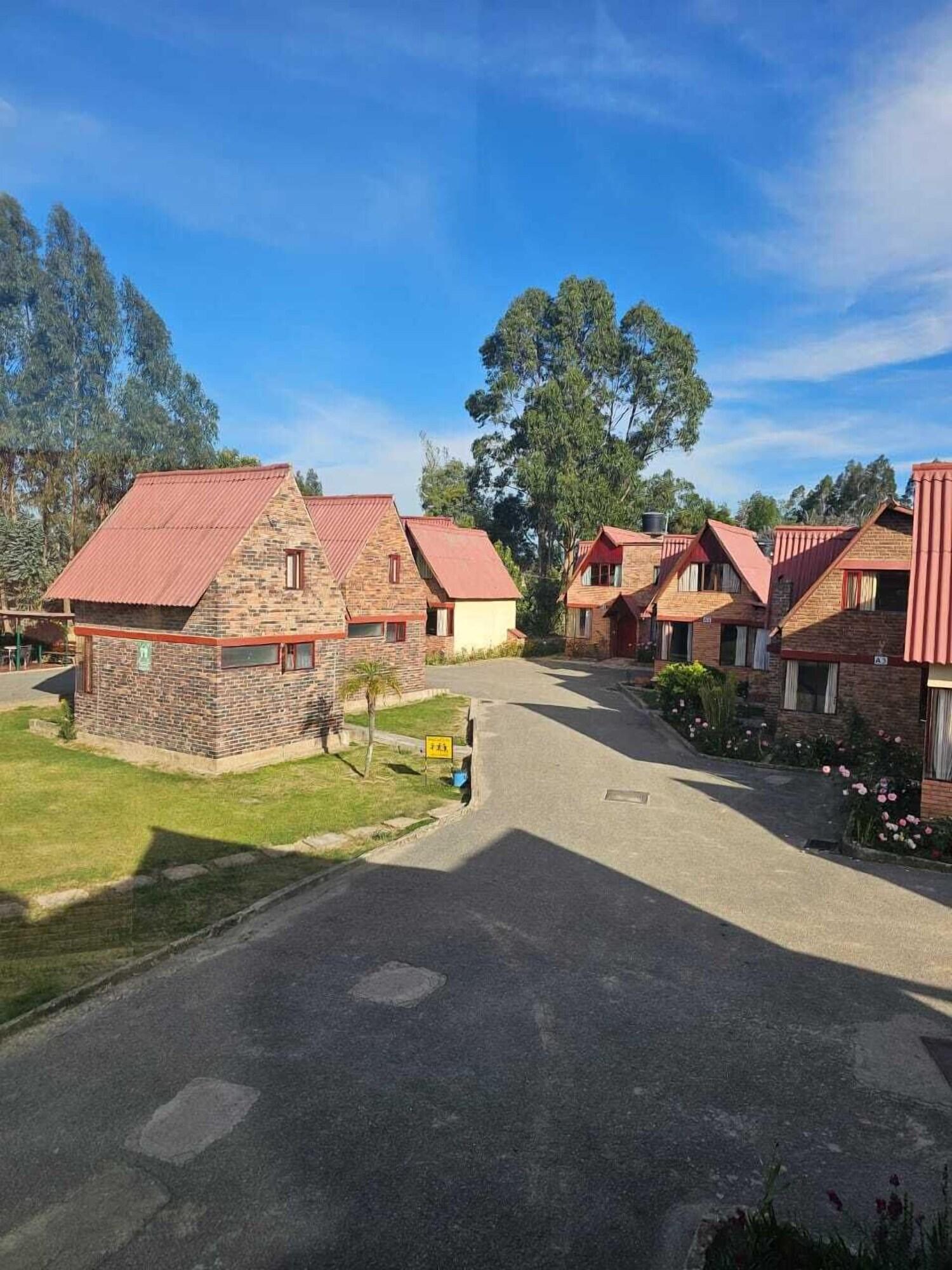 Varios Cabañas Bungalows Calandaima