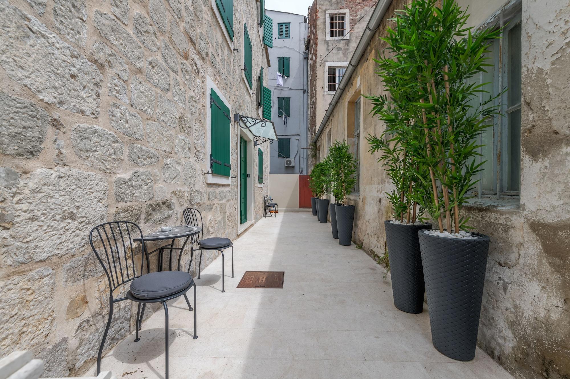 Vista Exterior Casa Aurum - City Vibes