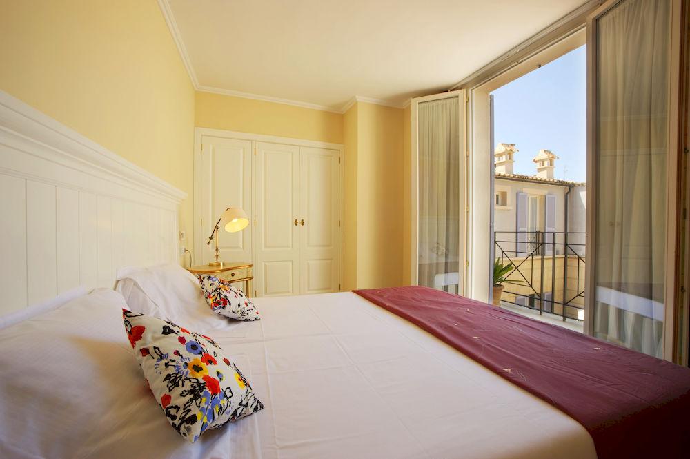 M House Hotel (former UR Mision de San Miquel) by null