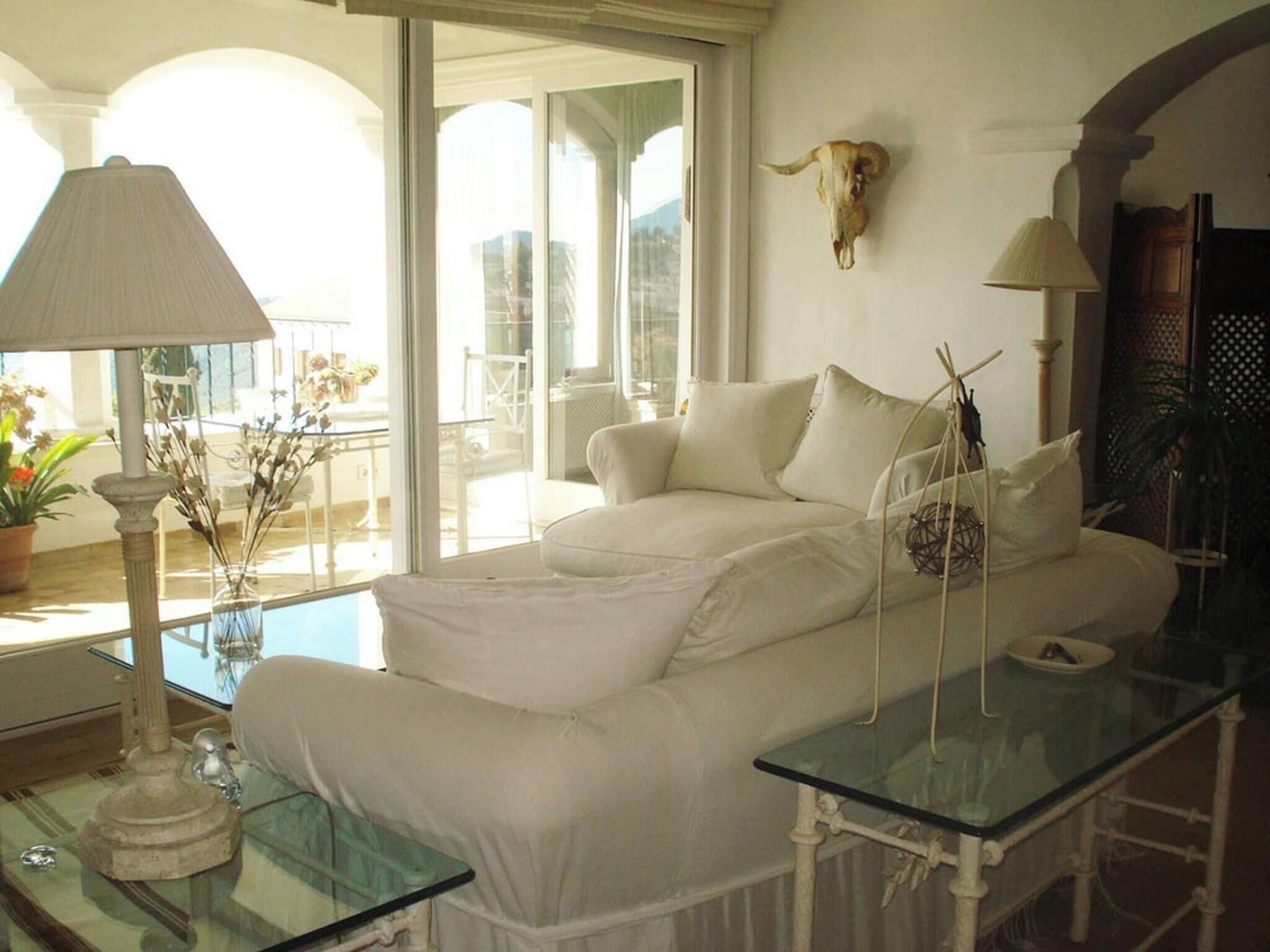 Bar/Salón Gaucin Apt Private Heated Pool