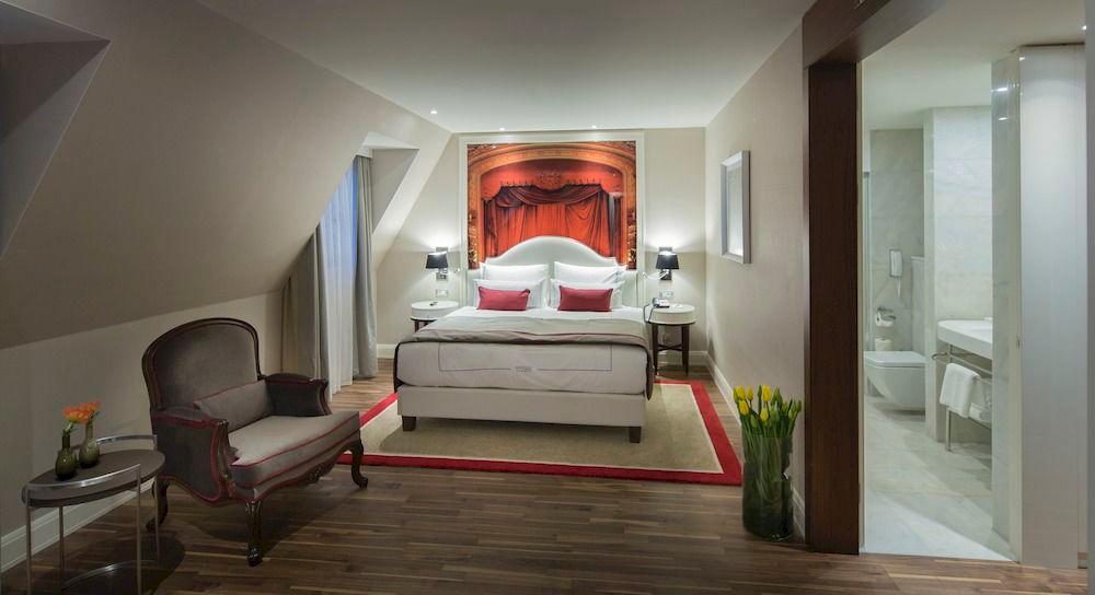 Hotel TITANIC Gendarmenmarkt Berlin