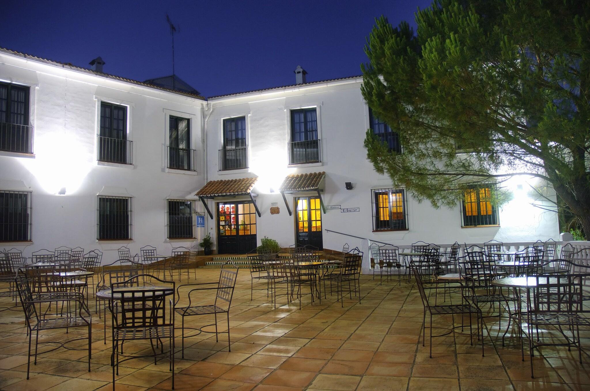 Varios Hotel Galaroza Sierra