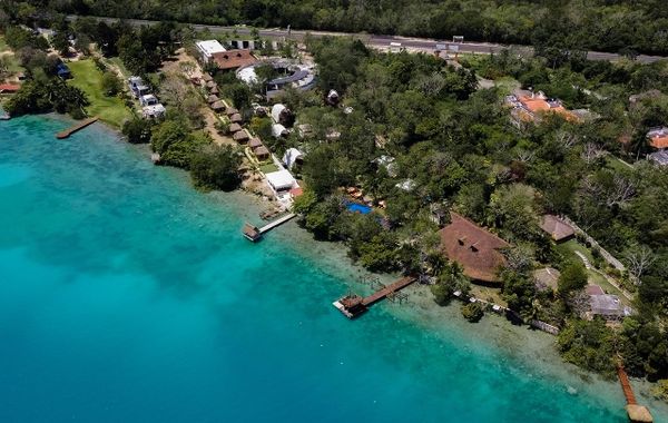 Mia Bacalar Luxury Resort & Spa