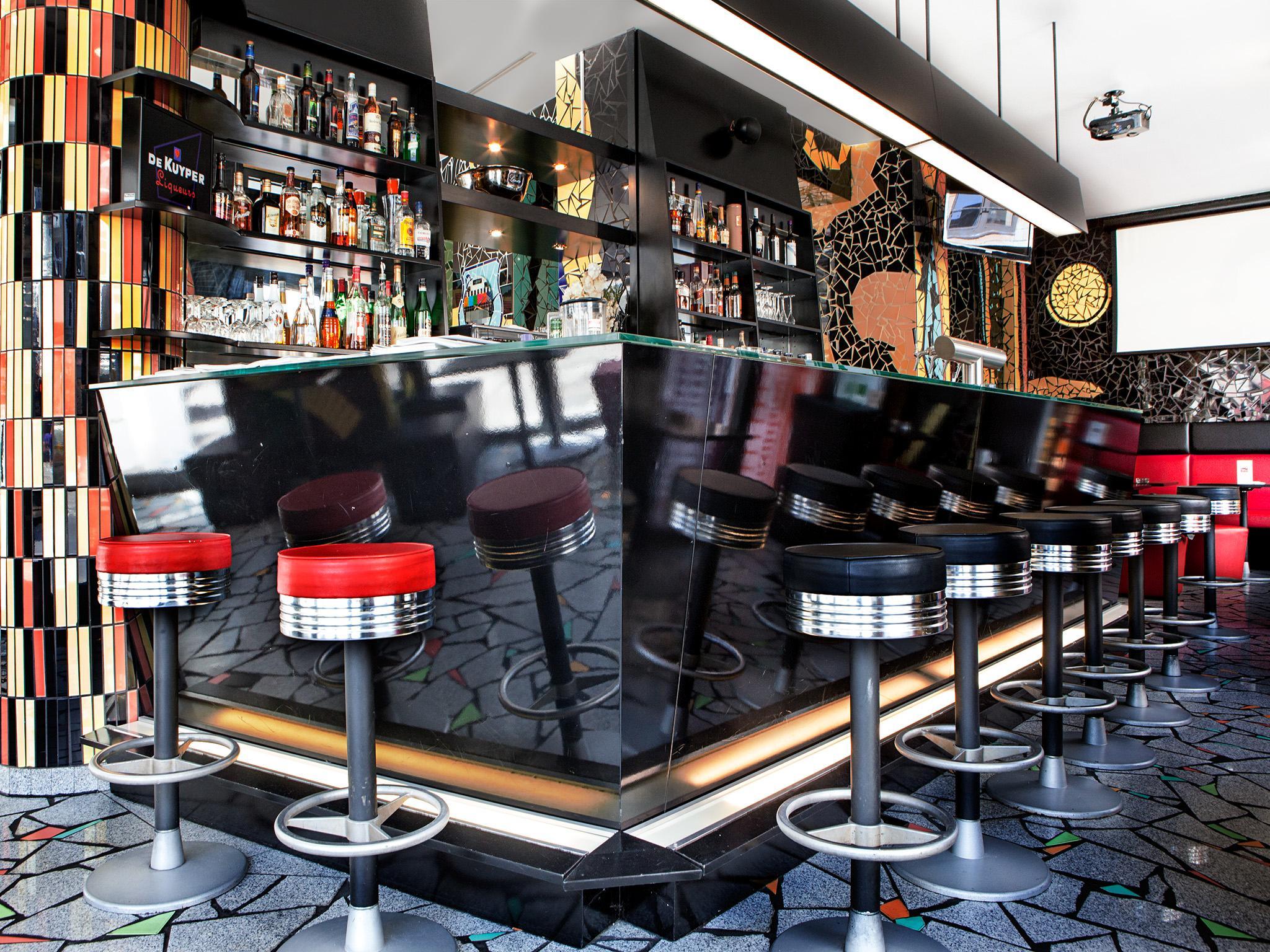 Bar/Salón Grand Hotel Downtown