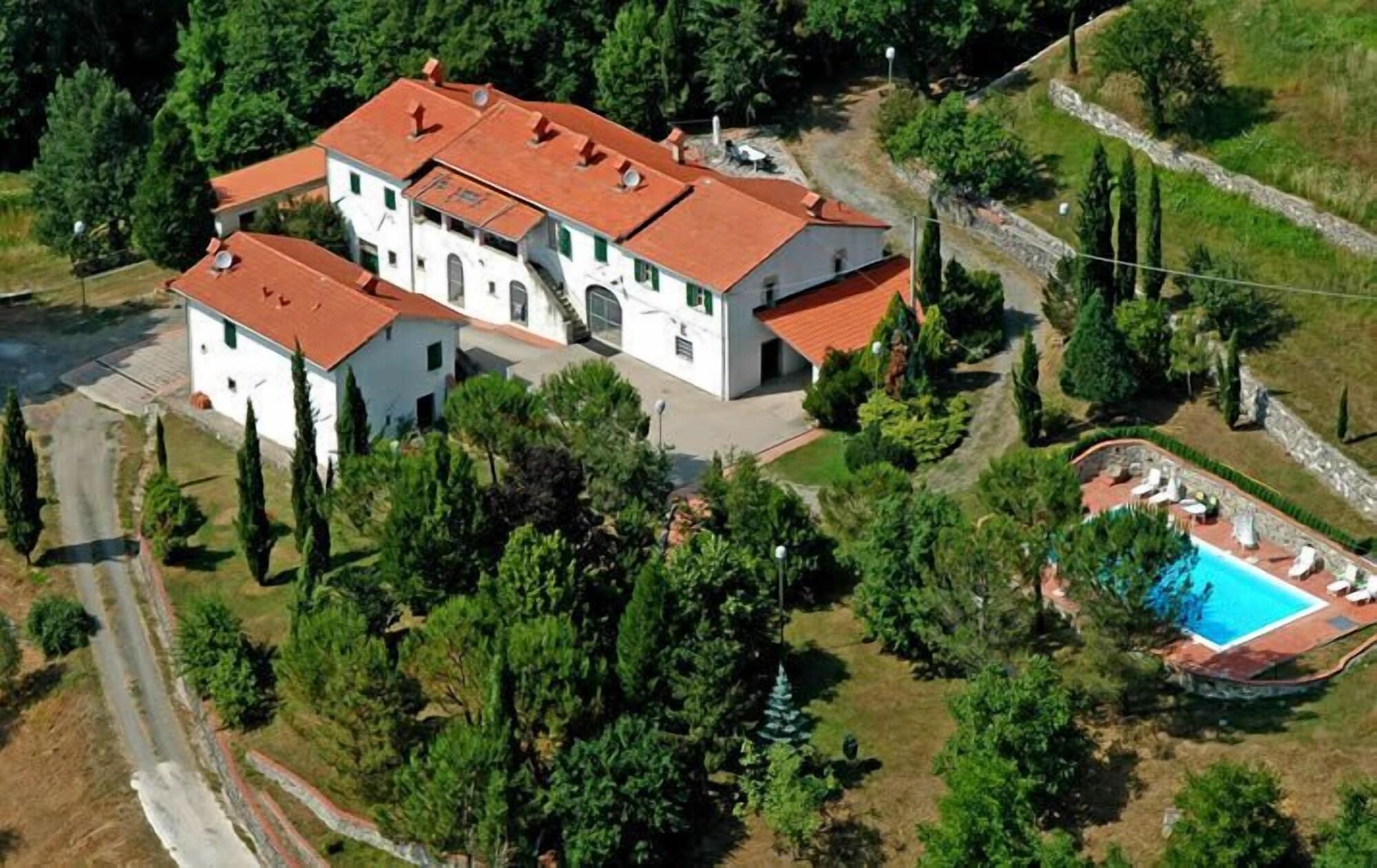 Varios Agriturismo Pratofranco