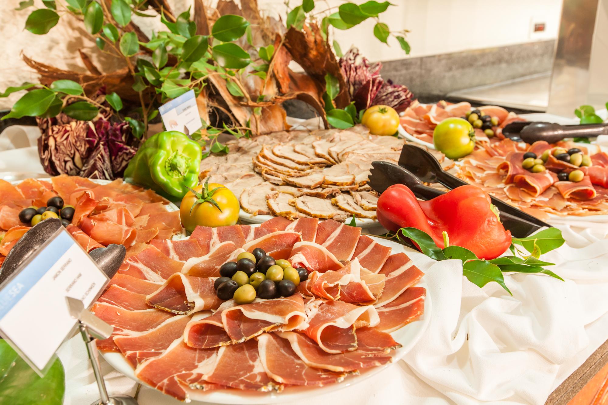 Restaurant BLUESEA Lagos de Cesar