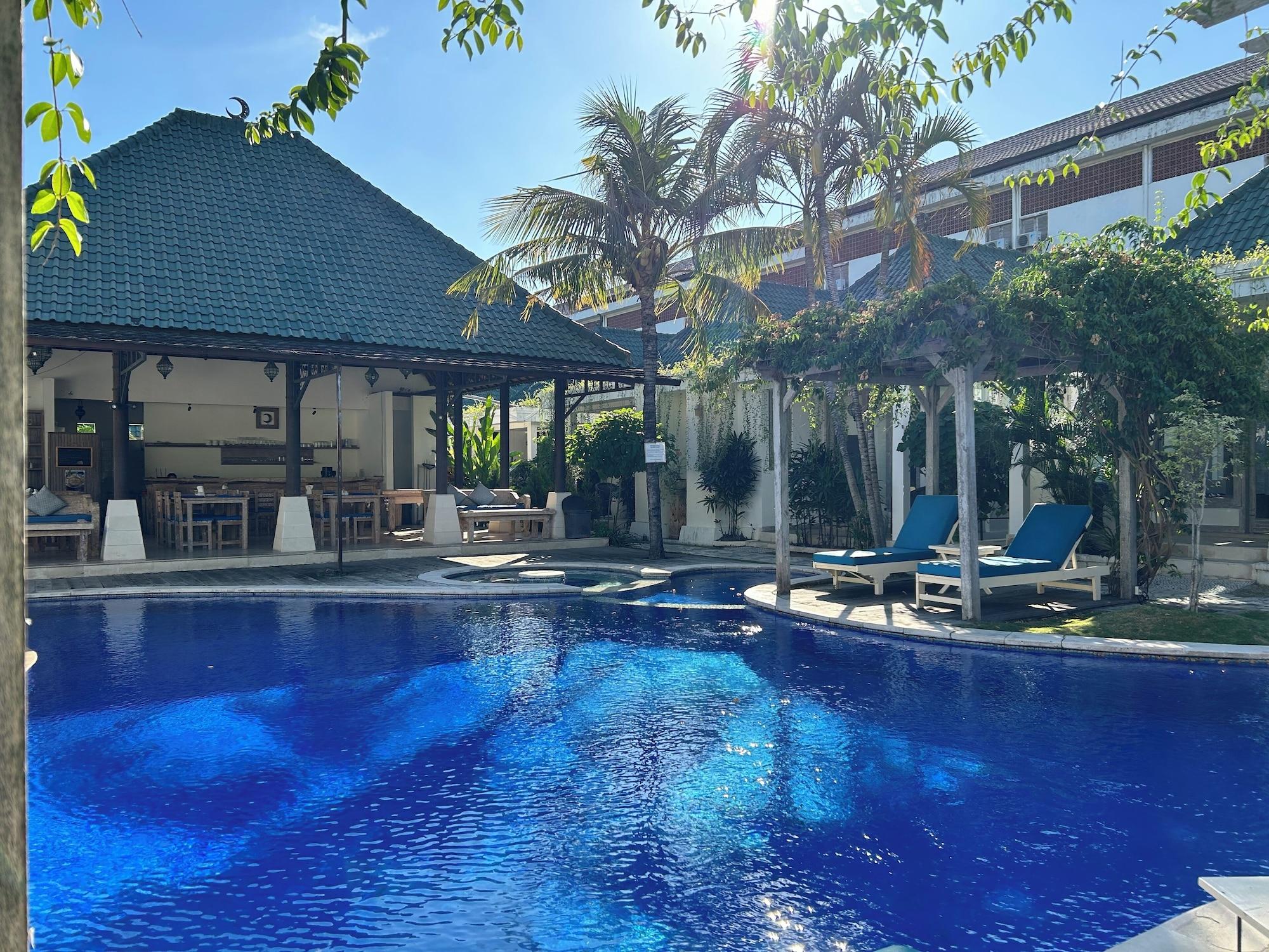 Vista Piscina Artemis Villa and Hotel