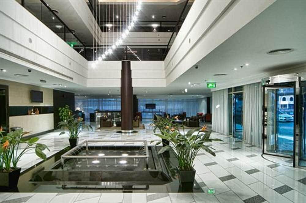 Vista Lobby City Seasons Hotel Al Ain