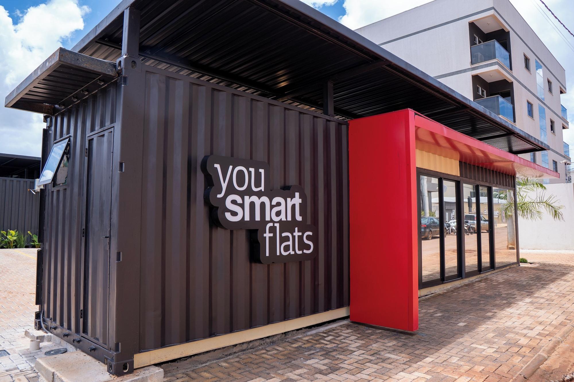 Varios You Smart Flats - Hotel