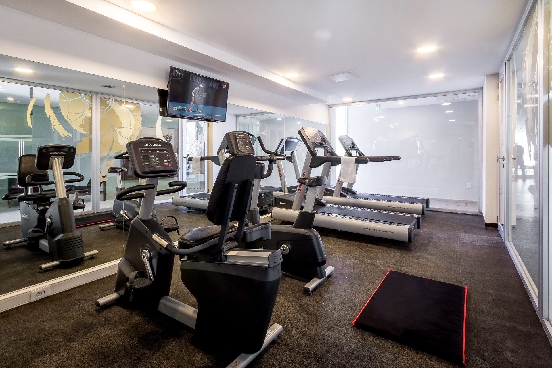 Gimnasio Dazzler by Wyndham Colonia