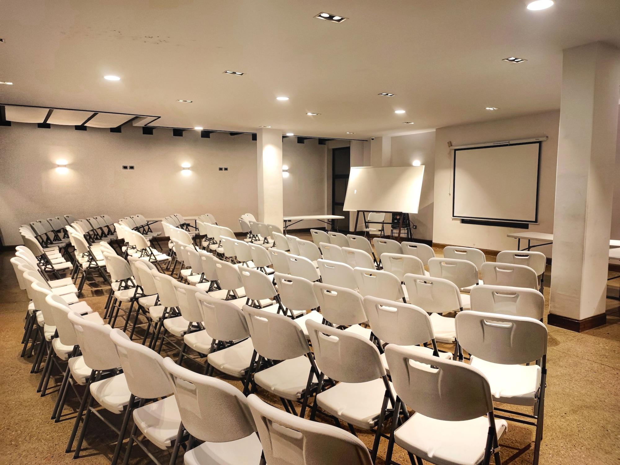Sala de Reuniones Madero Hotel & Suites