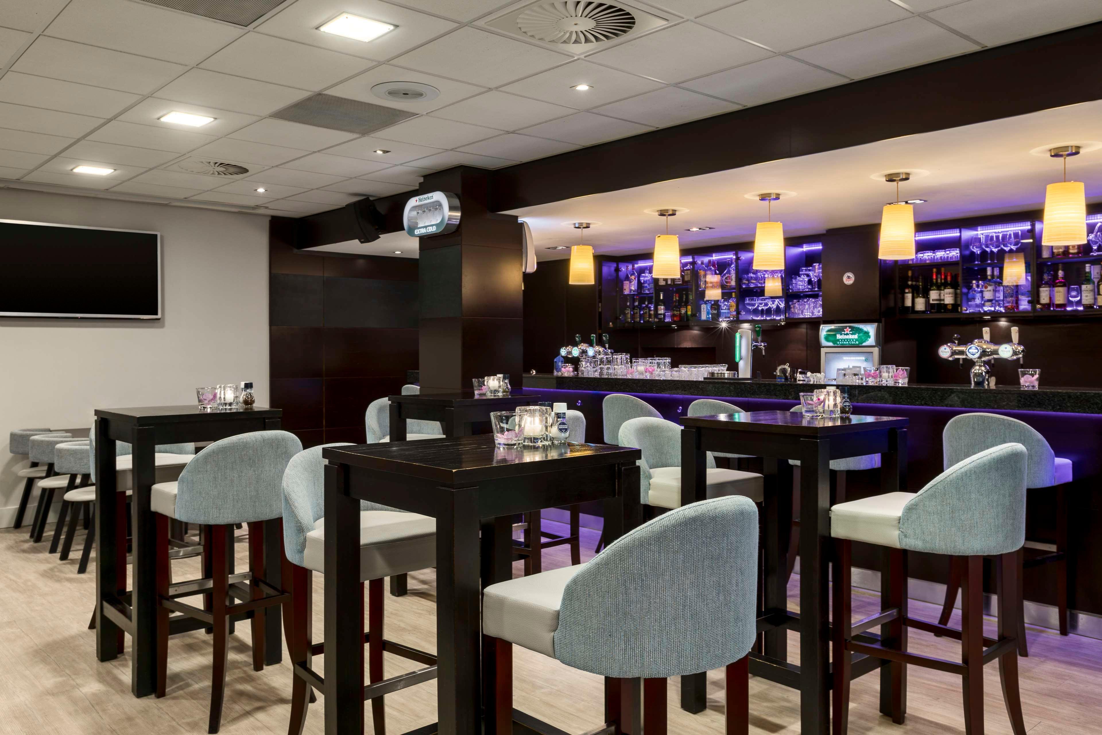 Bar/Salón NH Amsterdam Schiphol Airport