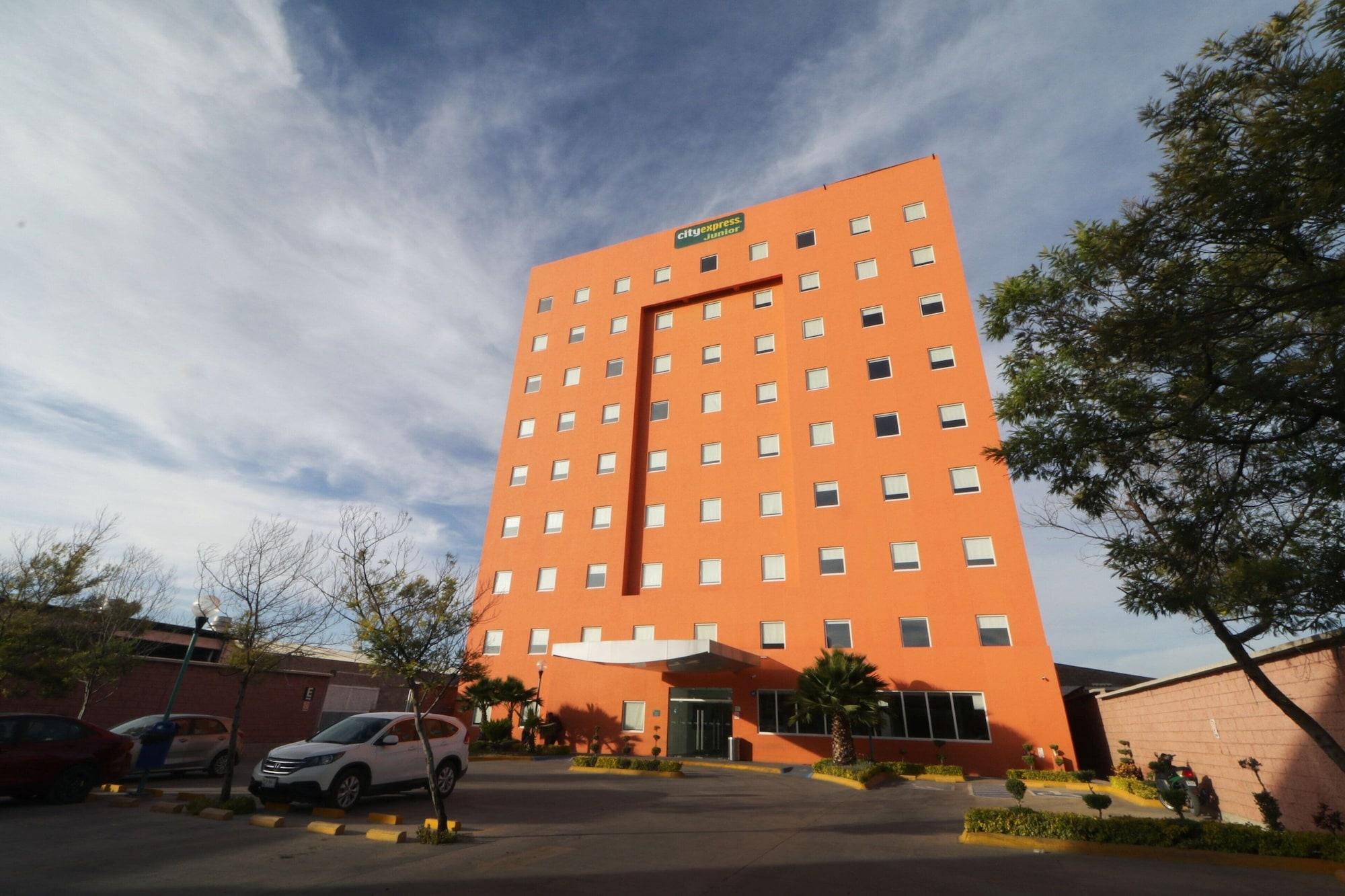Vista Exterior City Express Junior by Marriott San Luis Potosí Zona Industrial