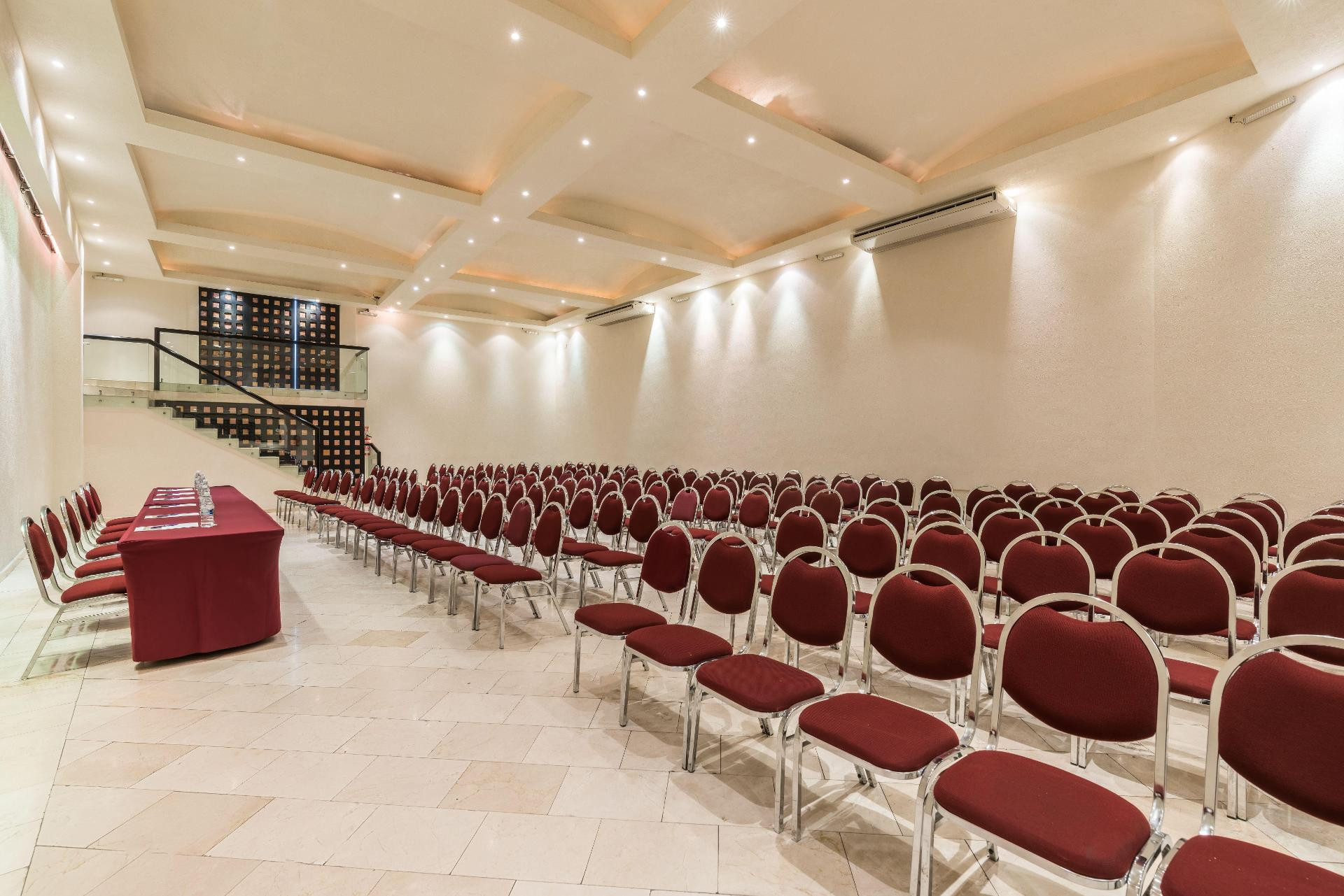 Salón de Baile Hotel La Abadia Tradicional